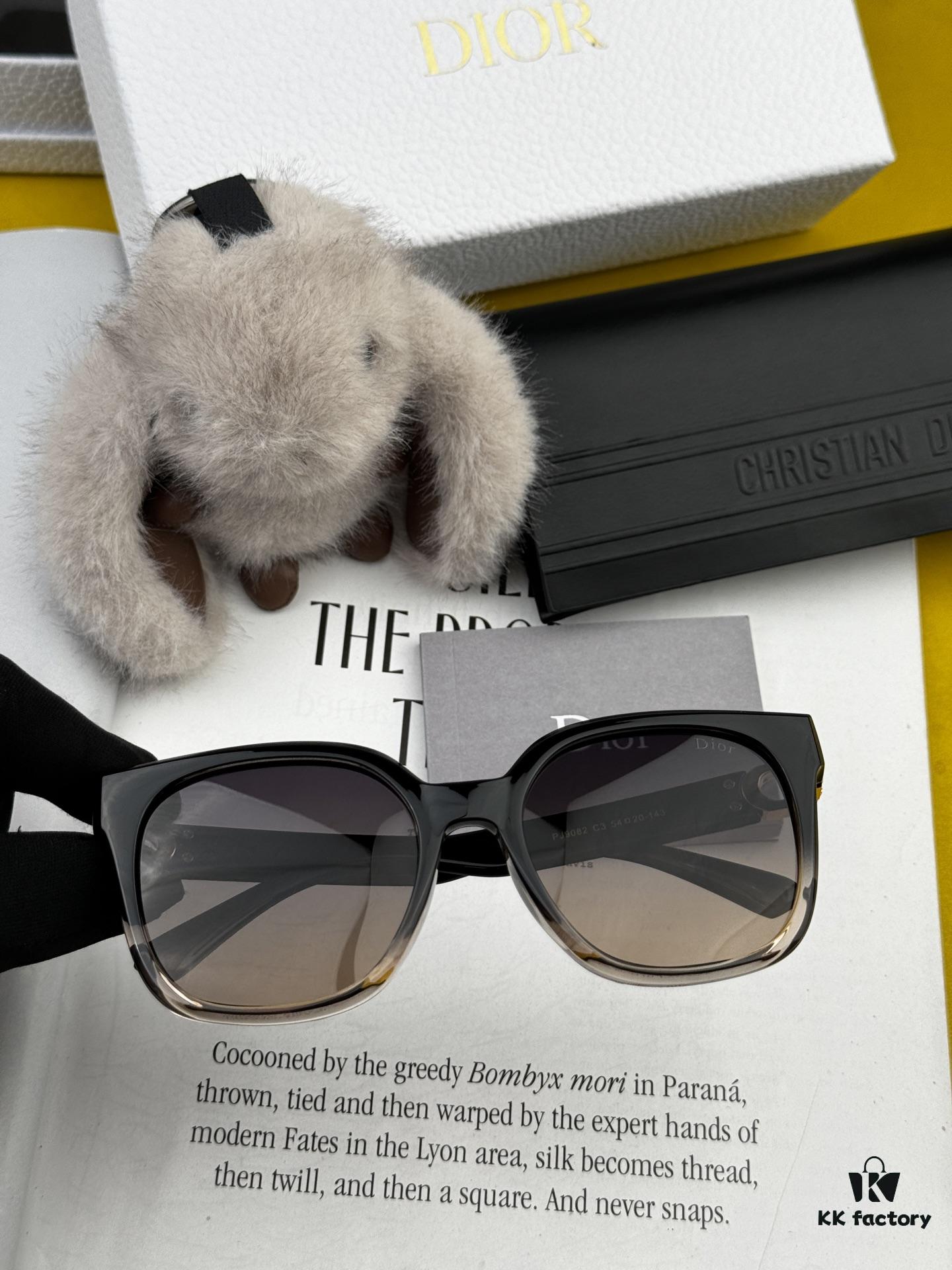 【DIOR】2025 Spring New Arrival Trendy Fashion Square Polarized Sunglasses High-Quality Comfortable Wear Unisex Influencer Style UV Protection Thickened Lenses for Women 🕶️ High-Quality TR Frame Model: CD2908