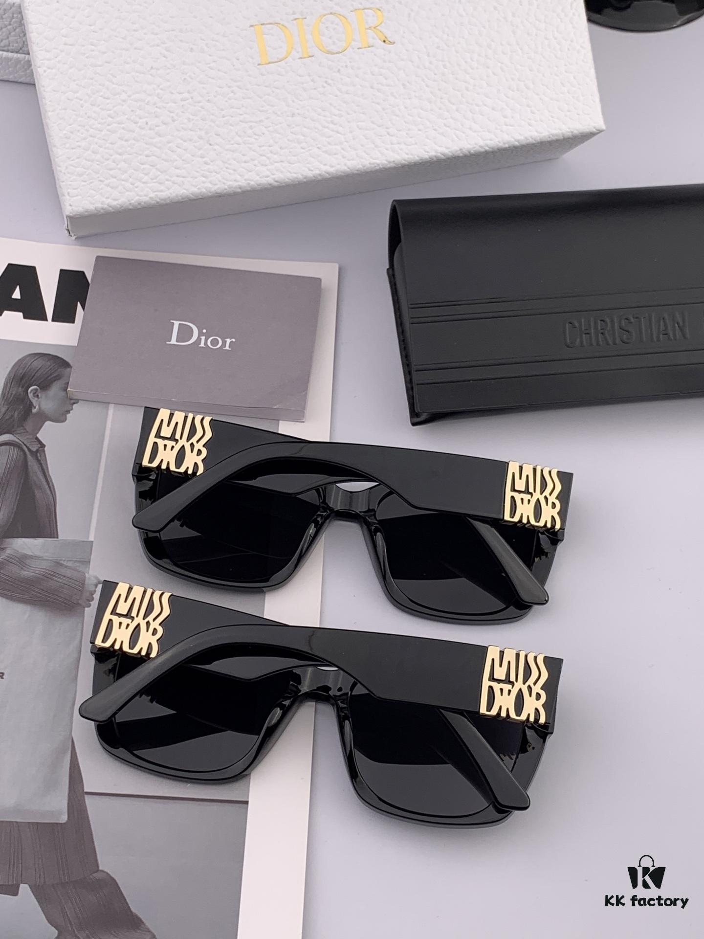 DIOR 2025 New Arrival Trendy Fashion Square Frame Sunglasses Comfortable Fit Influencer Style Women's HD Thick Polarized Sunglasses