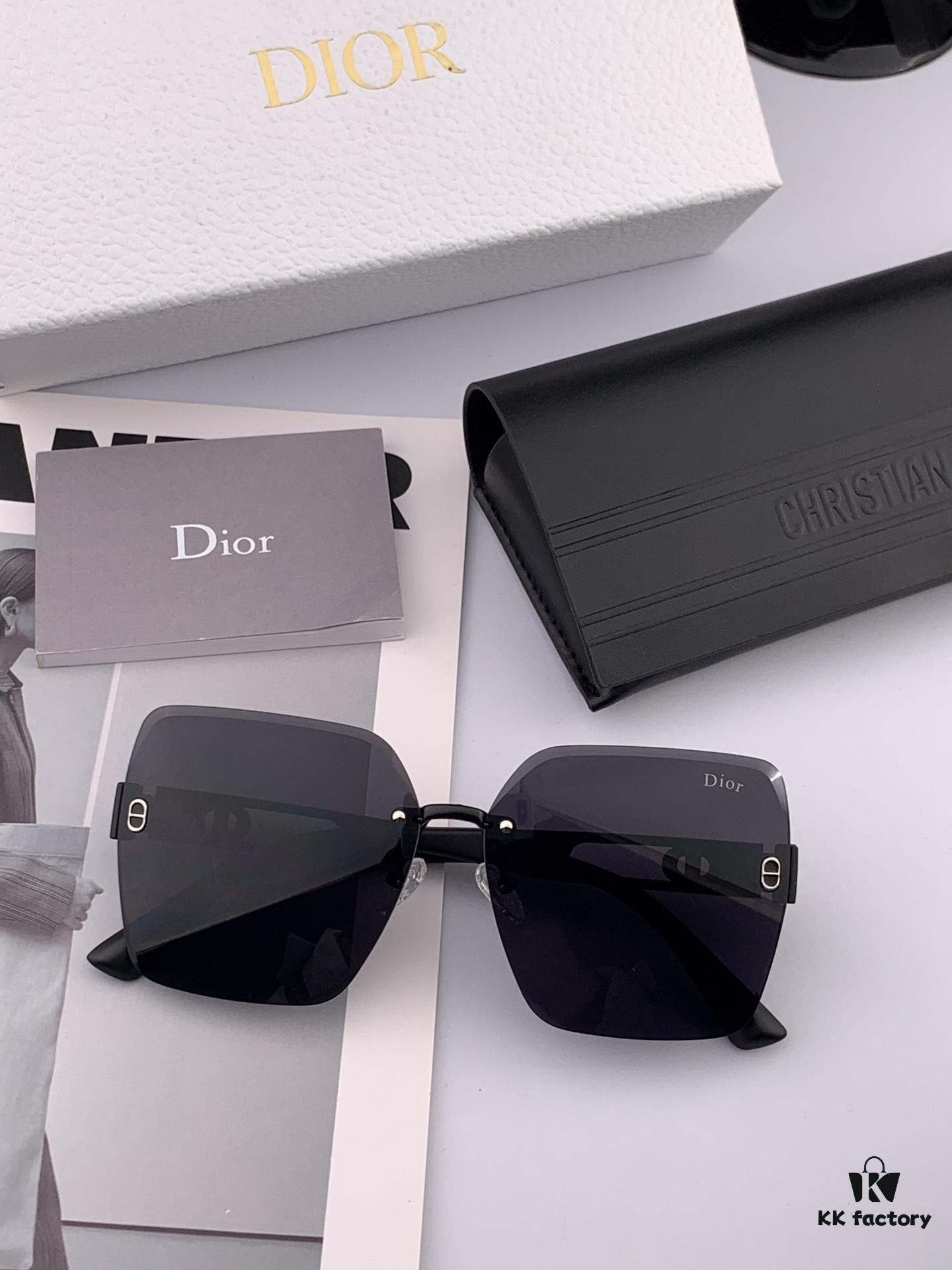 DIOR 2025 Spring New Arrival Trendy Fashion Square Frame Sunglasses High-Quality Comfortable Fit Influencer Style Women's HD Sunglasses 🕶️ High-Quality TR Frame Model: CD9770