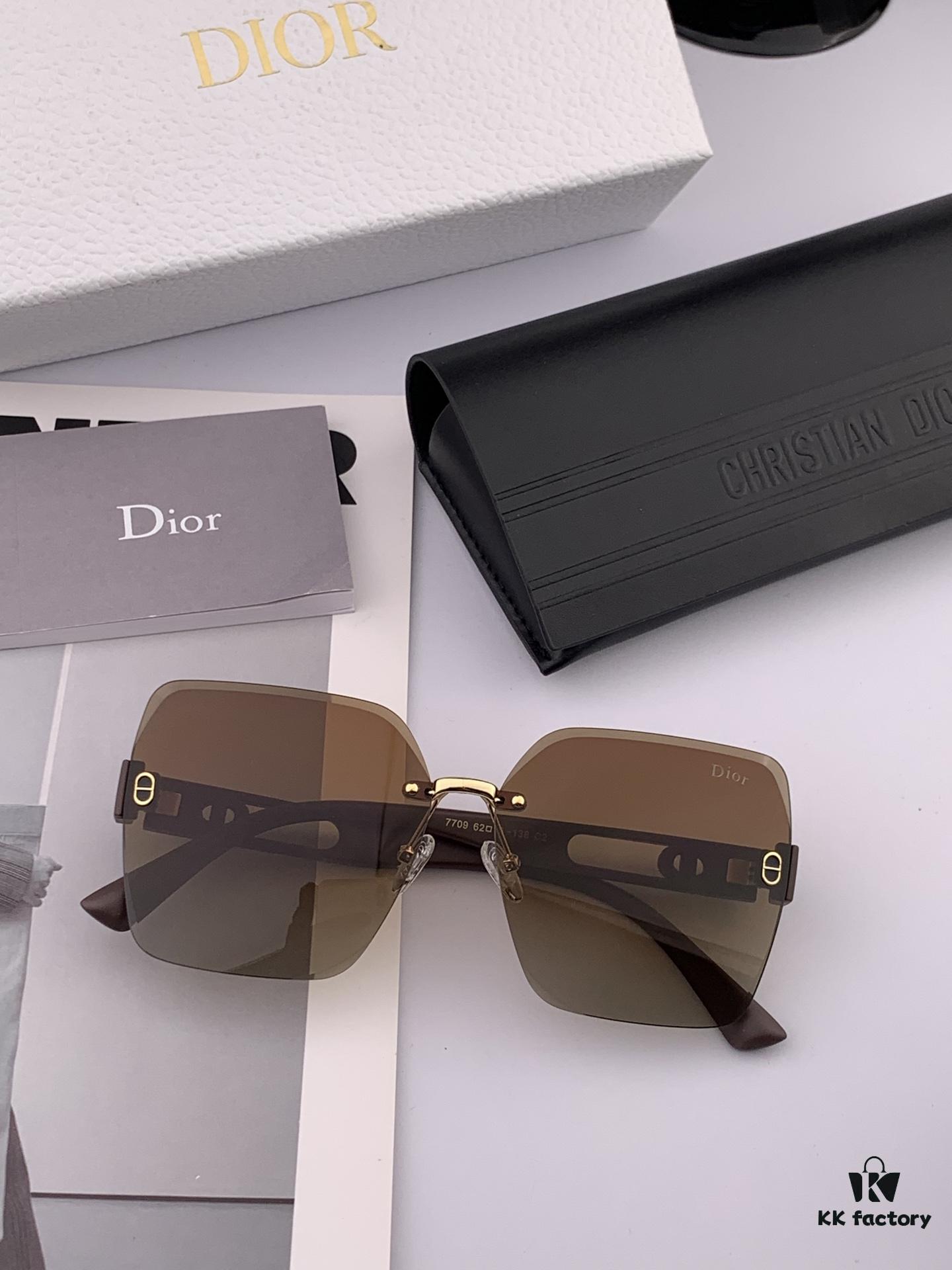 DIOR 2025 Spring New Arrival Trendy Fashion Square Frame Sunglasses High-Quality Comfortable Fit Influencer Style Women's HD Sunglasses 🕶️ High-Quality TR Frame Model: CD9770