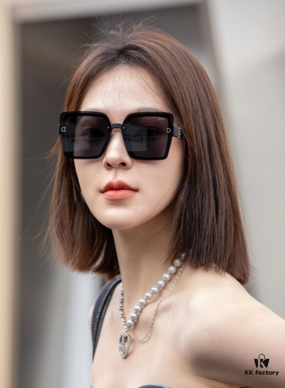 【DIOR】2025 Spring New Arrival Trendy Fashion Square Polarized Sunglasses High-Quality Comfortable Wearable Influencer Popular Style Women's HD Thickened Polarized Sunglasses 🕶️ High-Quality TR Frame Model: CD1086
