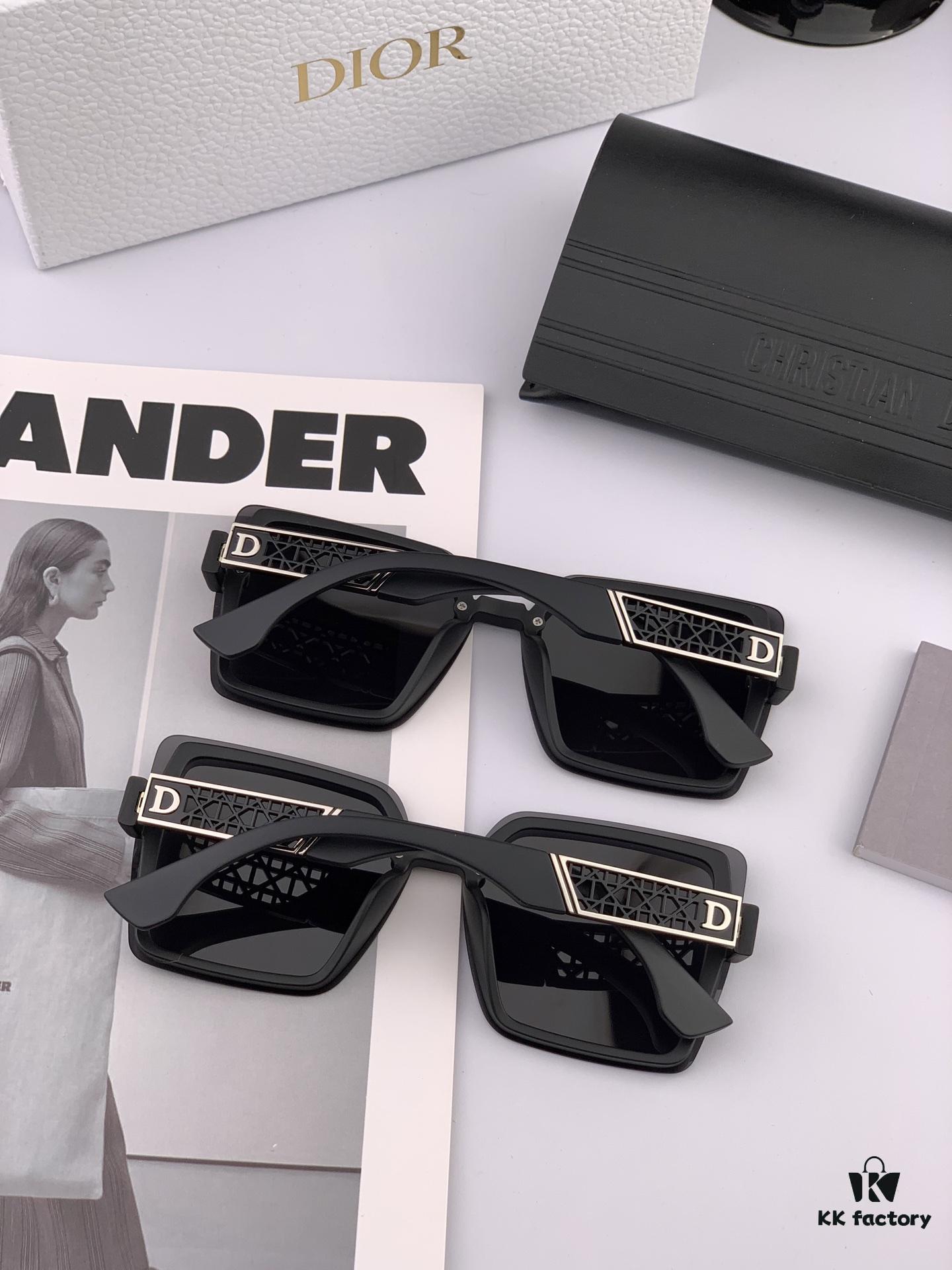 【DIOR】2025 Spring New Arrival Trendy Fashion Square Polarized Sunglasses High-Quality Comfortable Wearable Influencer Popular Style Women's HD Thickened Polarized Sunglasses 🕶️ High-Quality TR Frame Model: CD1086