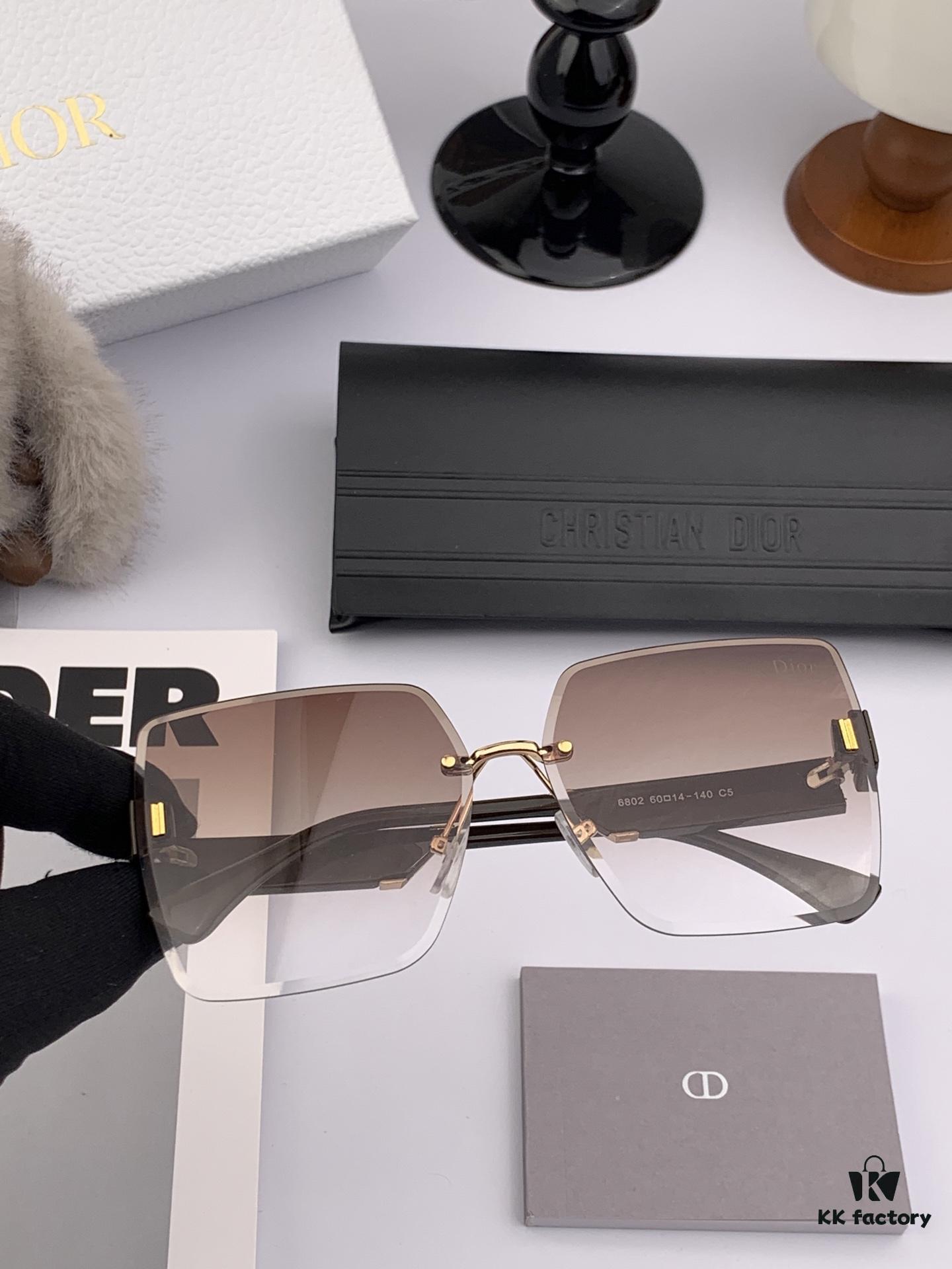 DIOR 2025 New Women's Square Sunglasses, Driving Sunglasses, New Lightweight Metal Rimless Sunglasses, Stylish and Elegant, Comfortable and Light