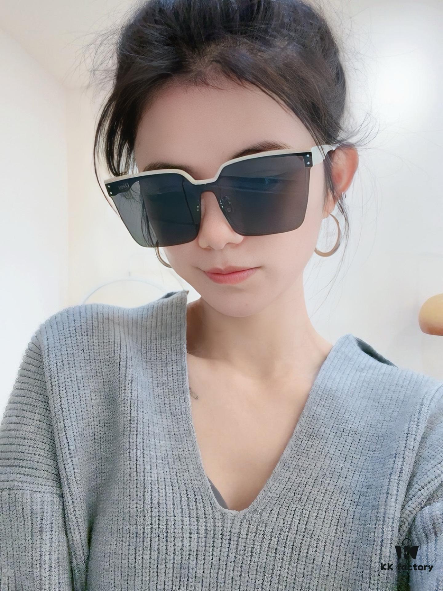 DIOR Nylon Polarized One-Piece Sunglasses, 2025 Spring New Arrival, Trendy Square Frame Polarized Sunglasses, High-Quality Comfortable Wear, Influencer-Style Women's HD Nylon Polarized Sunglasses