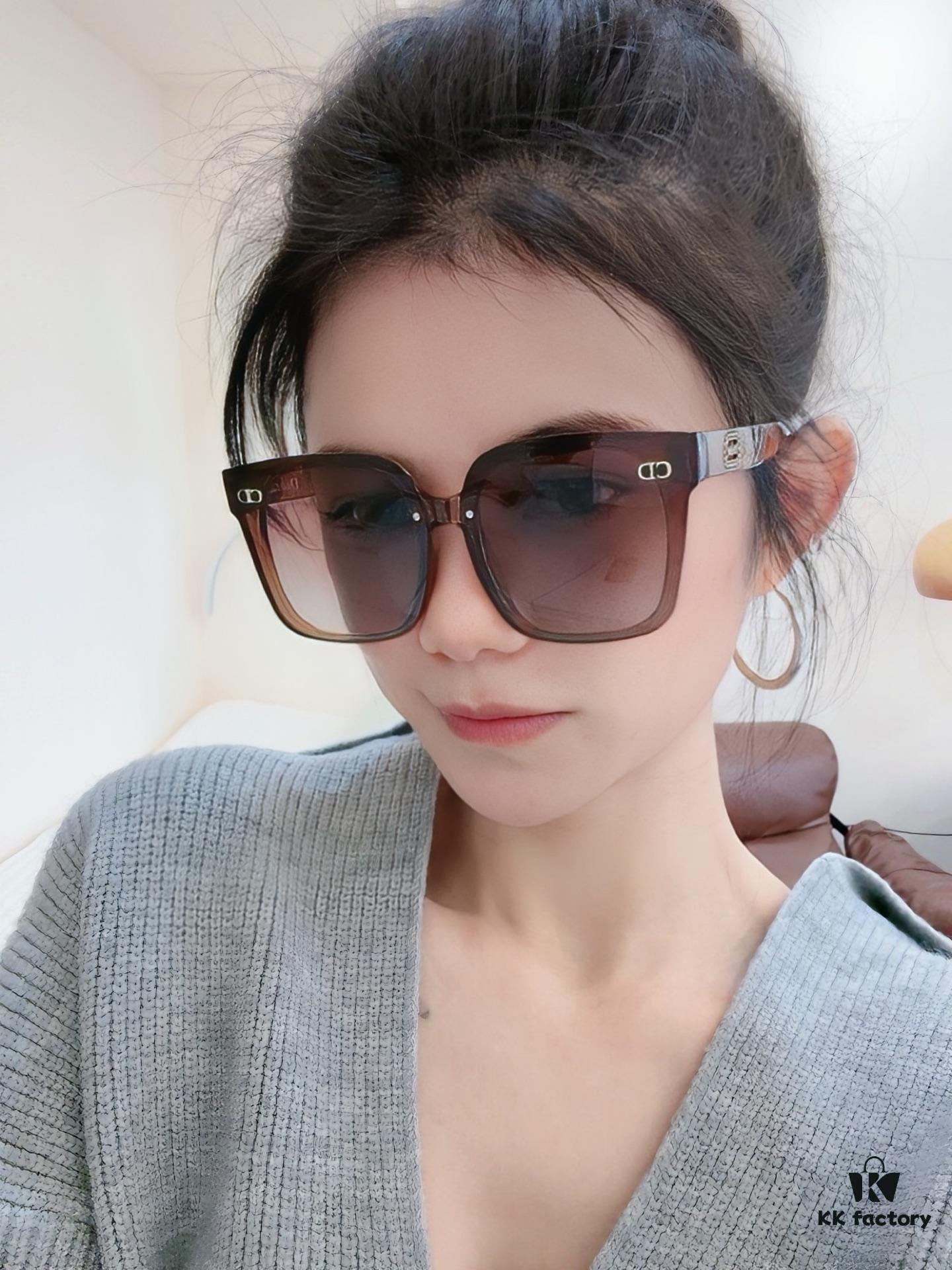 TR Version - Polarized [Exclusive Luxury Sunglasses No Filter‼ Real Photo Listing] Dior Official Website Latest Release New Sunglasses 🕶, Attention   We Use High-Definition Lenses, Feel Free to Inspect Upon Arrival Model: CD8021 Eyeglasses Sunglasses
