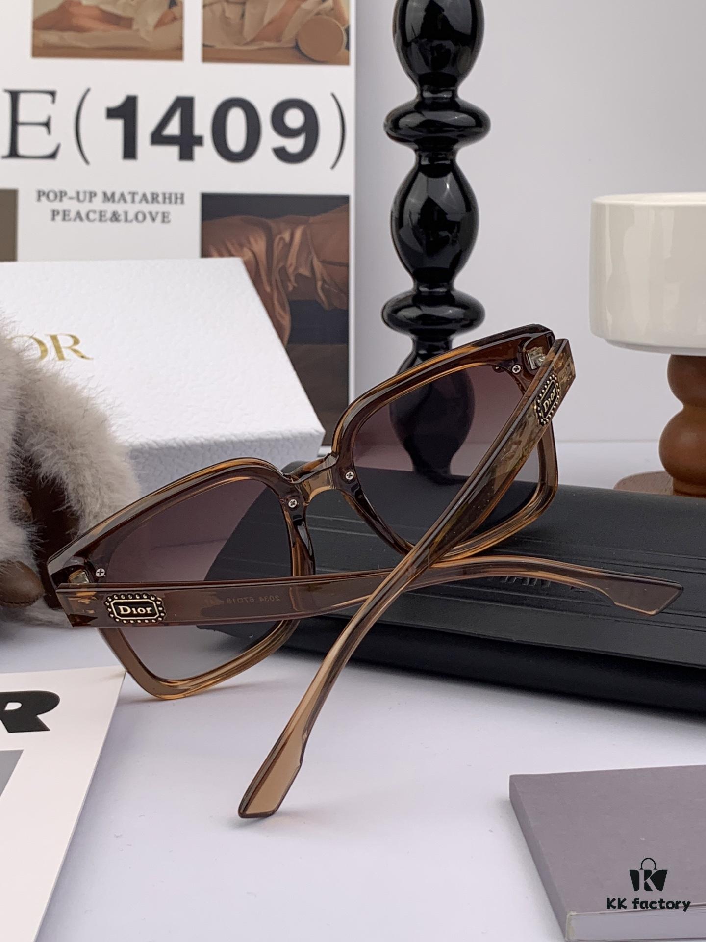 TR Version - Polarized [Exclusive Luxury Sunglasses No Filter‼ Real Photo Listing] Dior Official Website Latest Release New Sunglasses 🕶, Attention   We Use High-Definition Lenses, Feel Free to Inspect Upon Arrival Model: CD8021 Eyeglasses Sunglasses