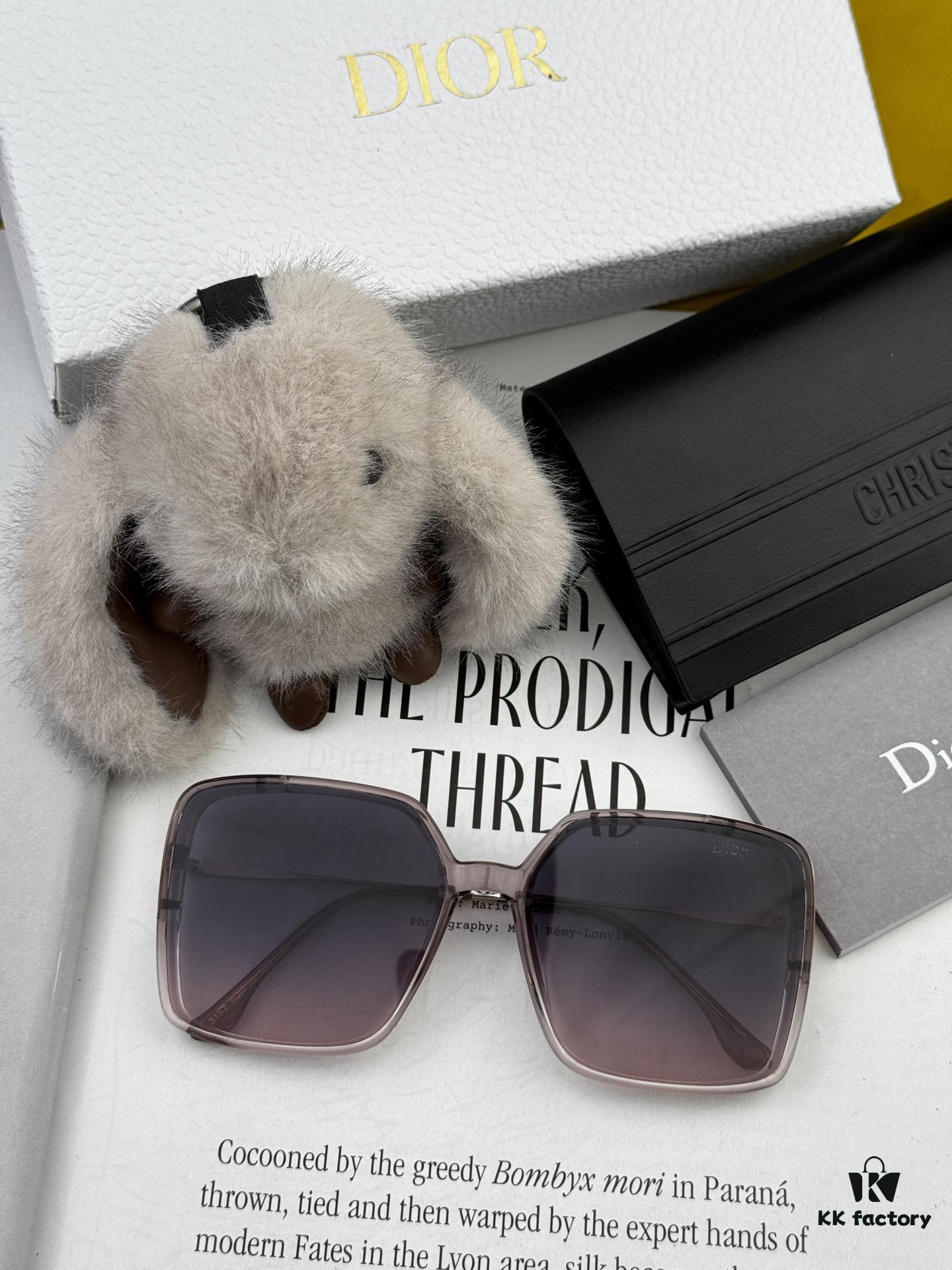 【DIOR】2025 Spring New Arrival Trendy Fashion Square Polarized Sunglasses High-Quality Comfortable Wear Influencer Favorite Women's HD Polarized Sunglasses 🕶️ High-Quality TR Frame Model: CD2315