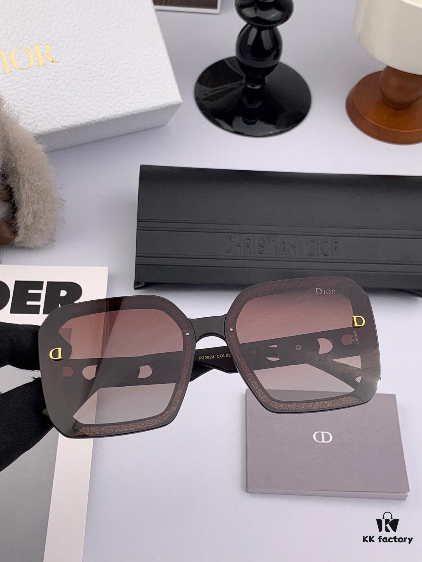 【DIOR】2025 Spring New Arrival Trendy Fashion Square Polarized Sunglasses High Quality Comfortable Fit Influencer Style Sunglasses Model: D4292