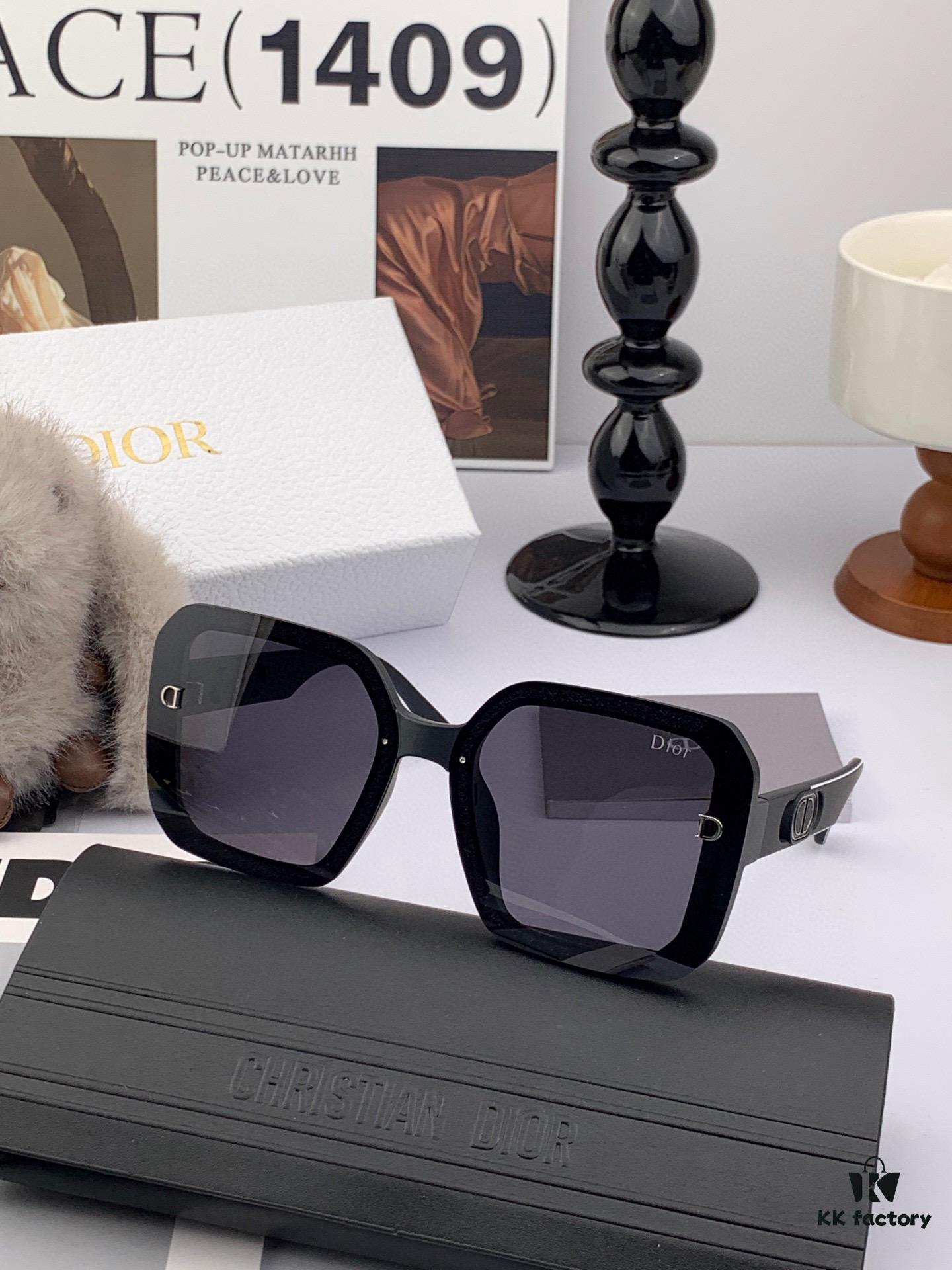 【DIOR】2025 Spring New Arrival Trendy Fashion Square Polarized Sunglasses High Quality Comfortable Fit Influencer Style Sunglasses Model: D4292