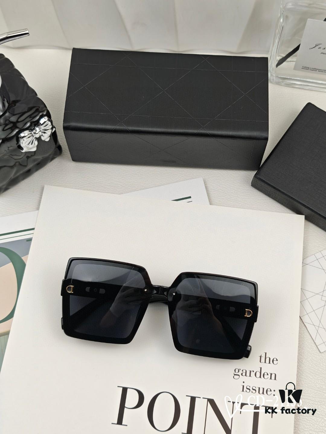 DIOR France - Polarized Sunglasses with TR90 Frame and Plutonite Lens