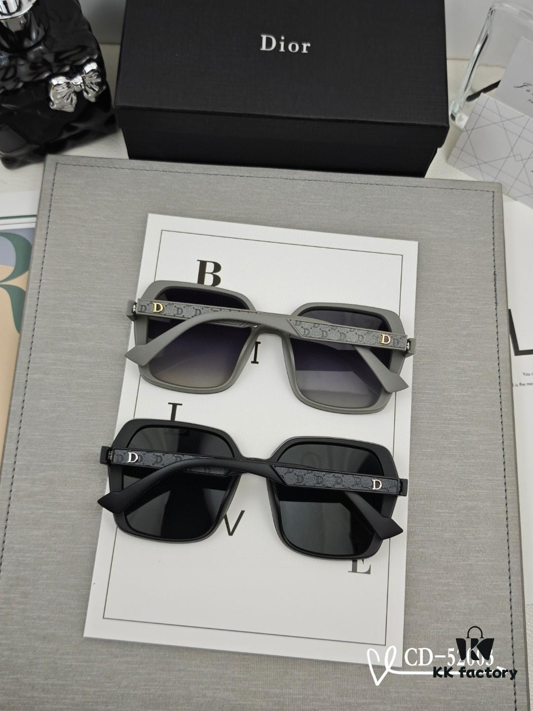 DIOR France TR90 Lightweight Sunglasses with Polarized Lenses, Model 52003