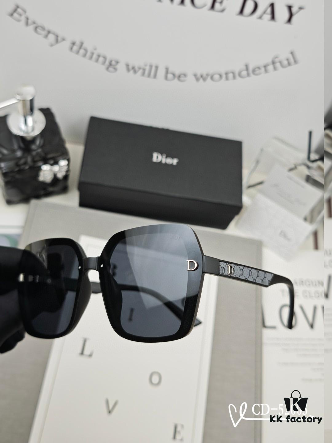 DIOR France TR90 Lightweight Sunglasses with Polarized Lenses, Model 52003