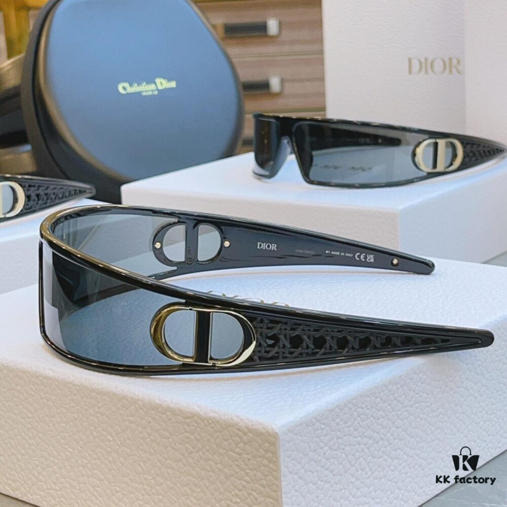 【DIO*】 Winter25 CD Logo Hair Clip Sunglasses ✨ MOD: VeryDiorM1U, SIZE: 91-11 Premium High-Quality Replica with Original Box