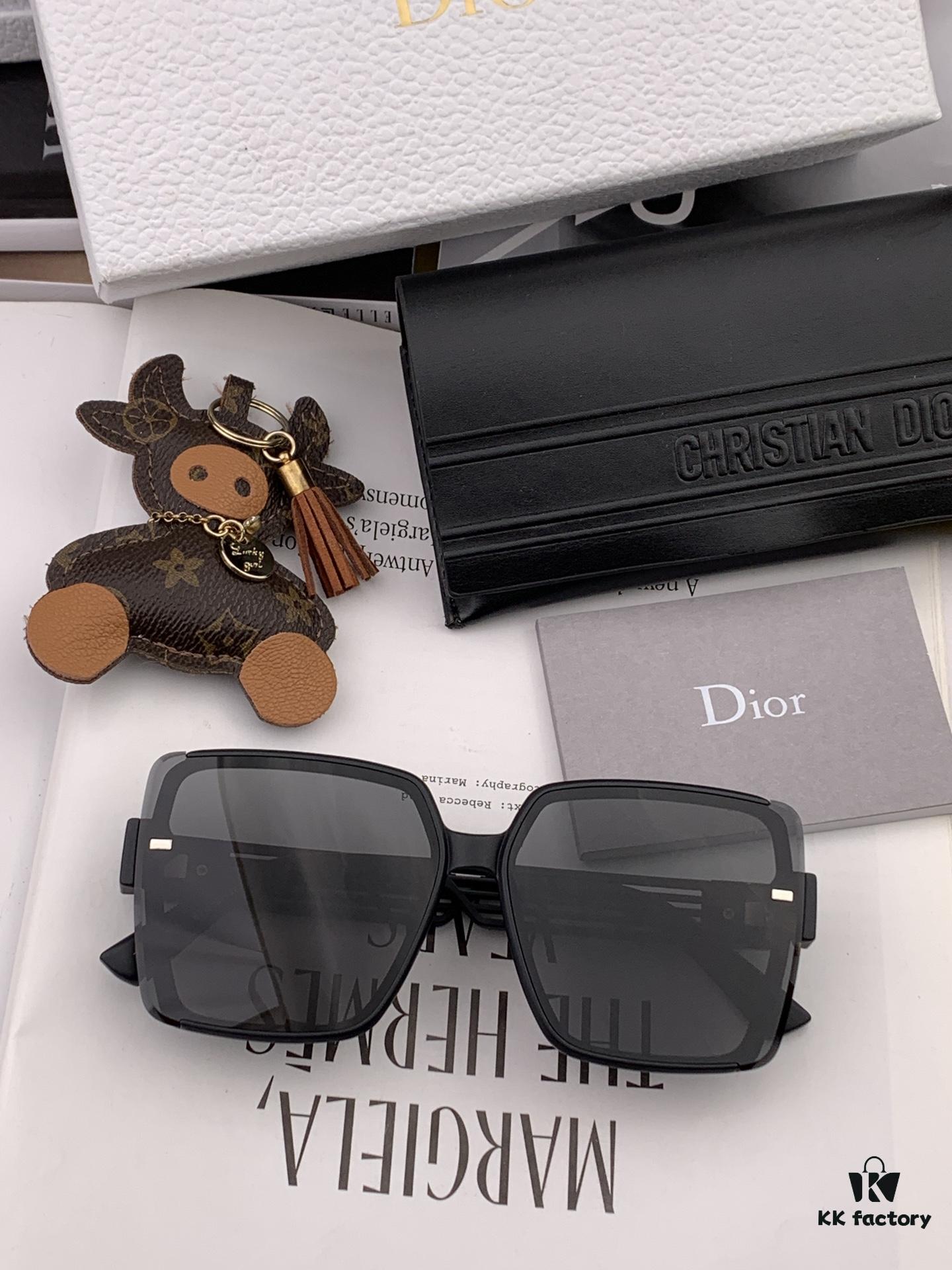 DIOR Sunglasses 2024 Spring New Arrival Trendy Fashion Square Polarized Sunglasses High-Quality Comfortable Wear Influencer Style Women's HD Nylon Sunglasses 🕶️ High-Quality TR Frame Model: CD7780