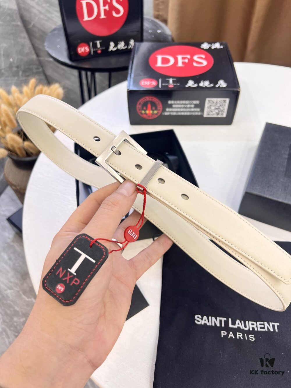 Top Women's Leather Belt, Hong Kong Duty-Free Gift Box (NXP Tag with Authenticity Chip, Official Anti-Counterfeit Verification)