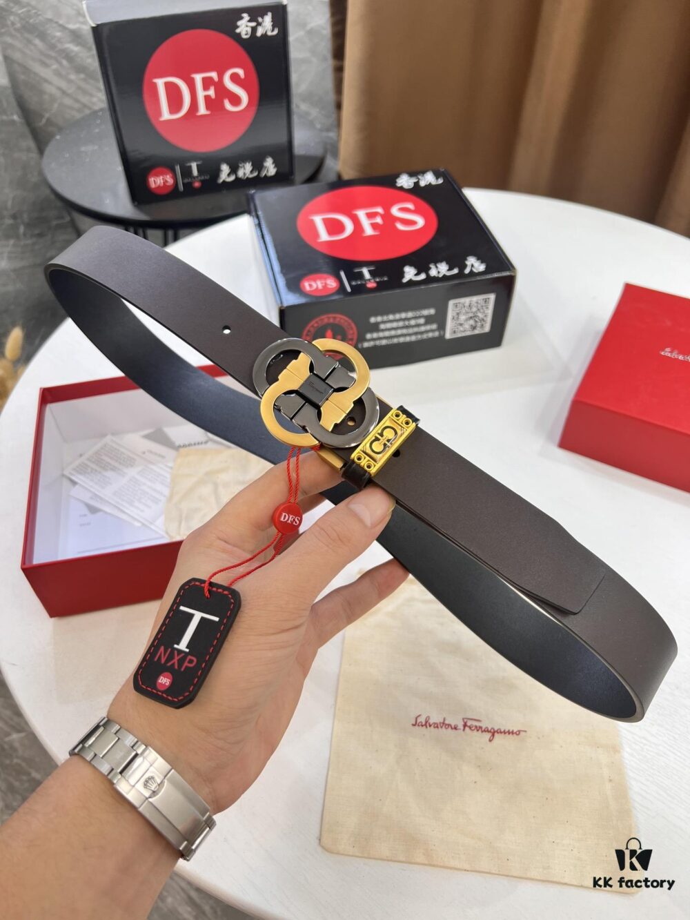 Salvatore Ferragamo Men's Belt, Genuine Imported Full-Grain Calfskin, Reversible Design, 3.5cm Width, Precision 8-Shaped Steel Hardware, Customizable Length