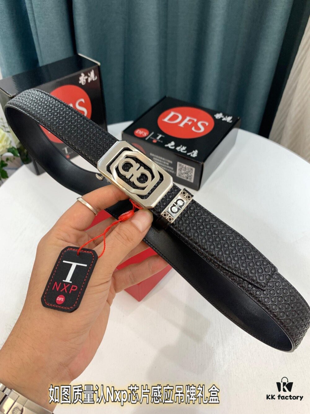 Arrival 🎺🎺 Authentic Photo, Ferragamo Automatic Men's Leather Belt, ZP Molded 8-Shaped Beveled Pattern with Stainless Steel Hardware, Business Belt, Imported Top-Grade First-Layer Calfskin with Ferragamo '8' Pattern Buckle, Self-Adjusting Prong, 3.5 cm Width