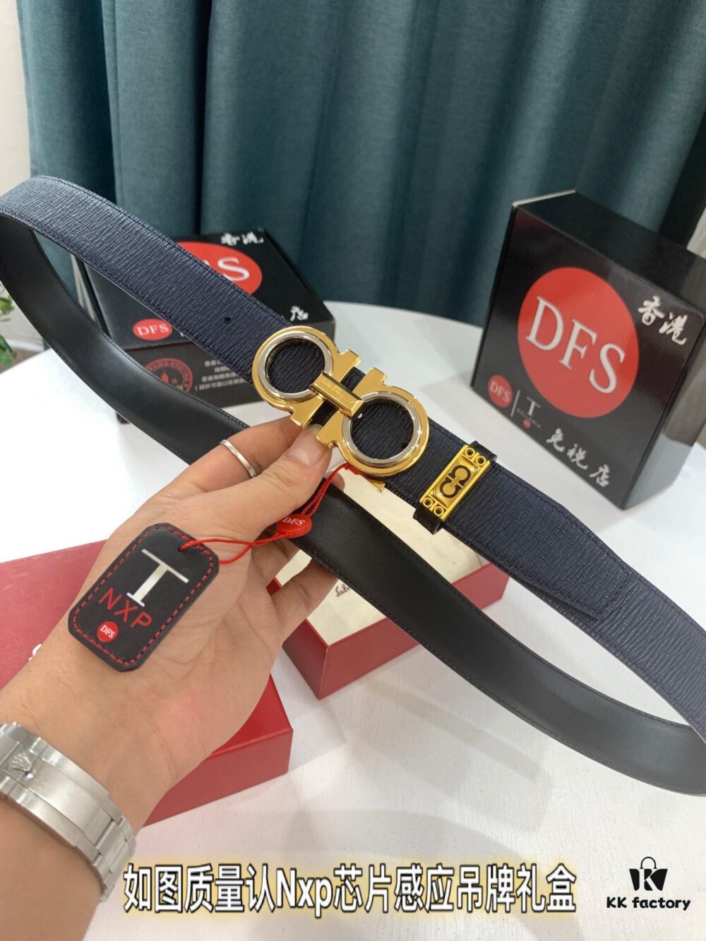 Salvatore Ferragamo Men's Belt, Genuine First-Layer Calfskin, Reversible Design, 3.5cm Width, Double-Layer Figure-Eight Steel Hardware, Adjustable Length