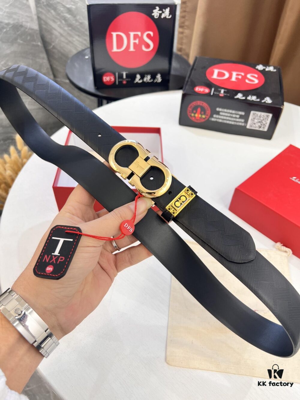 Salvatore Ferragamo Men's Belt, Genuine Top-Layer Calfskin with Embossed Stripe Pattern, Double-Sided Wear, 3.5cm Width, H-Frame Buckle with Stainless Steel Hardware