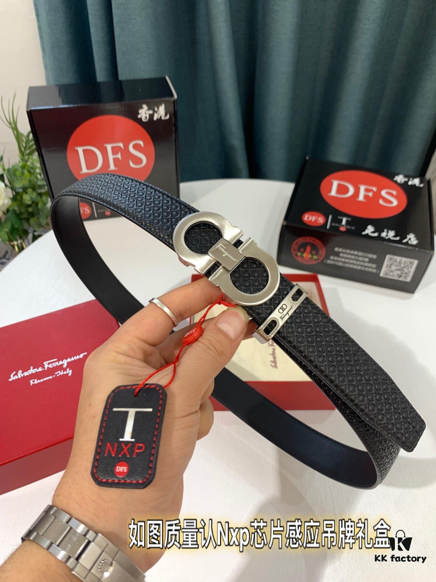 Arrival 🎺🎺 Real Item Shot, Burberry Men's Belt, ZP Molded Production, Warhorse Inner Wear Stainless Steel Hardware, Business Belt, Imported Shark Pattern Top Layer Cowhide, Automatic Tooth Adjustment, Width 3.5 cm