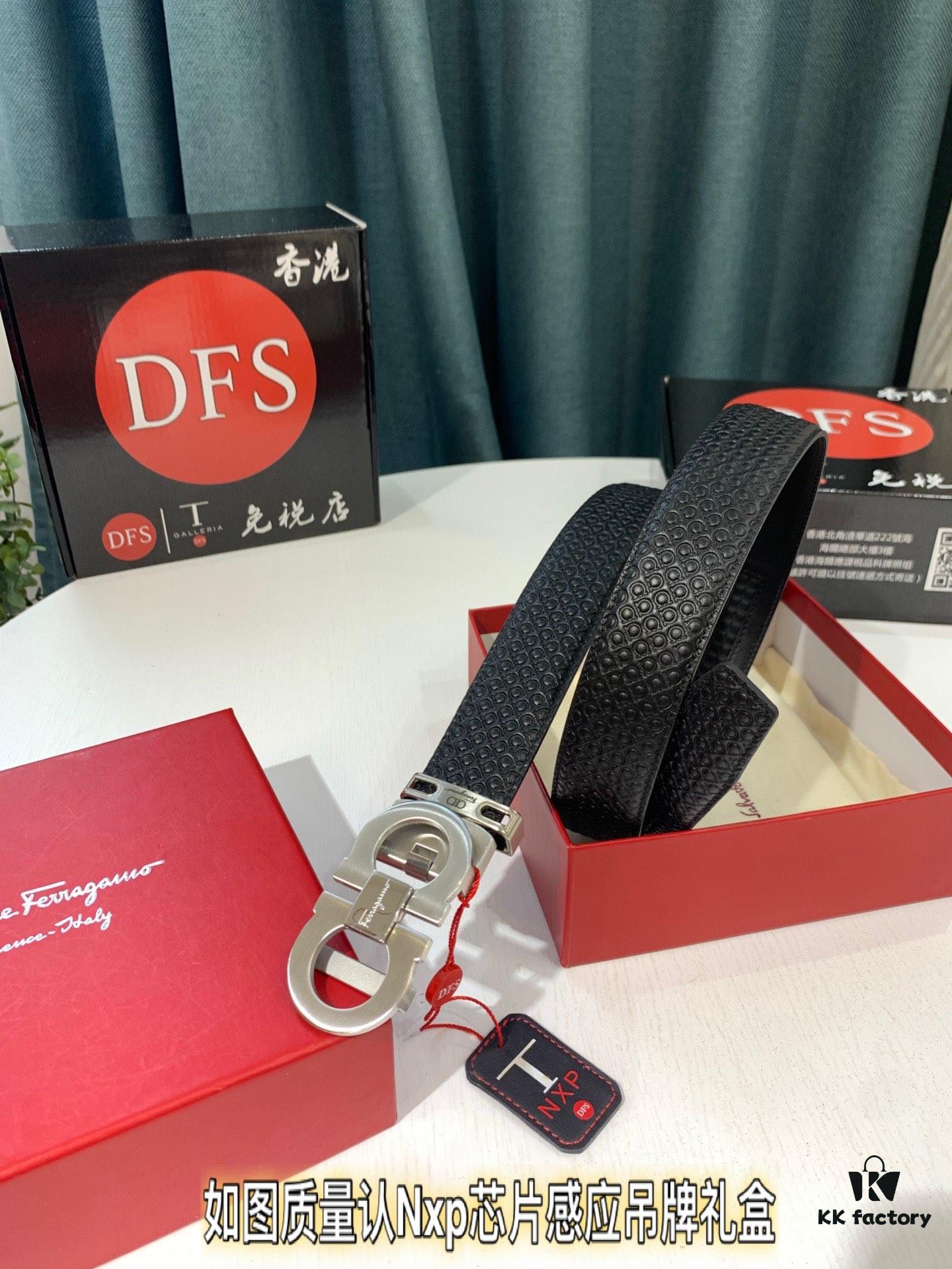 Arrival 🎺🎺 Real Item Shot, Burberry Men's Belt, ZP Molded Production, Warhorse Inner Wear Stainless Steel Hardware, Business Belt, Imported Shark Pattern Top Layer Cowhide, Automatic Tooth Adjustment, Width 3.5 cm