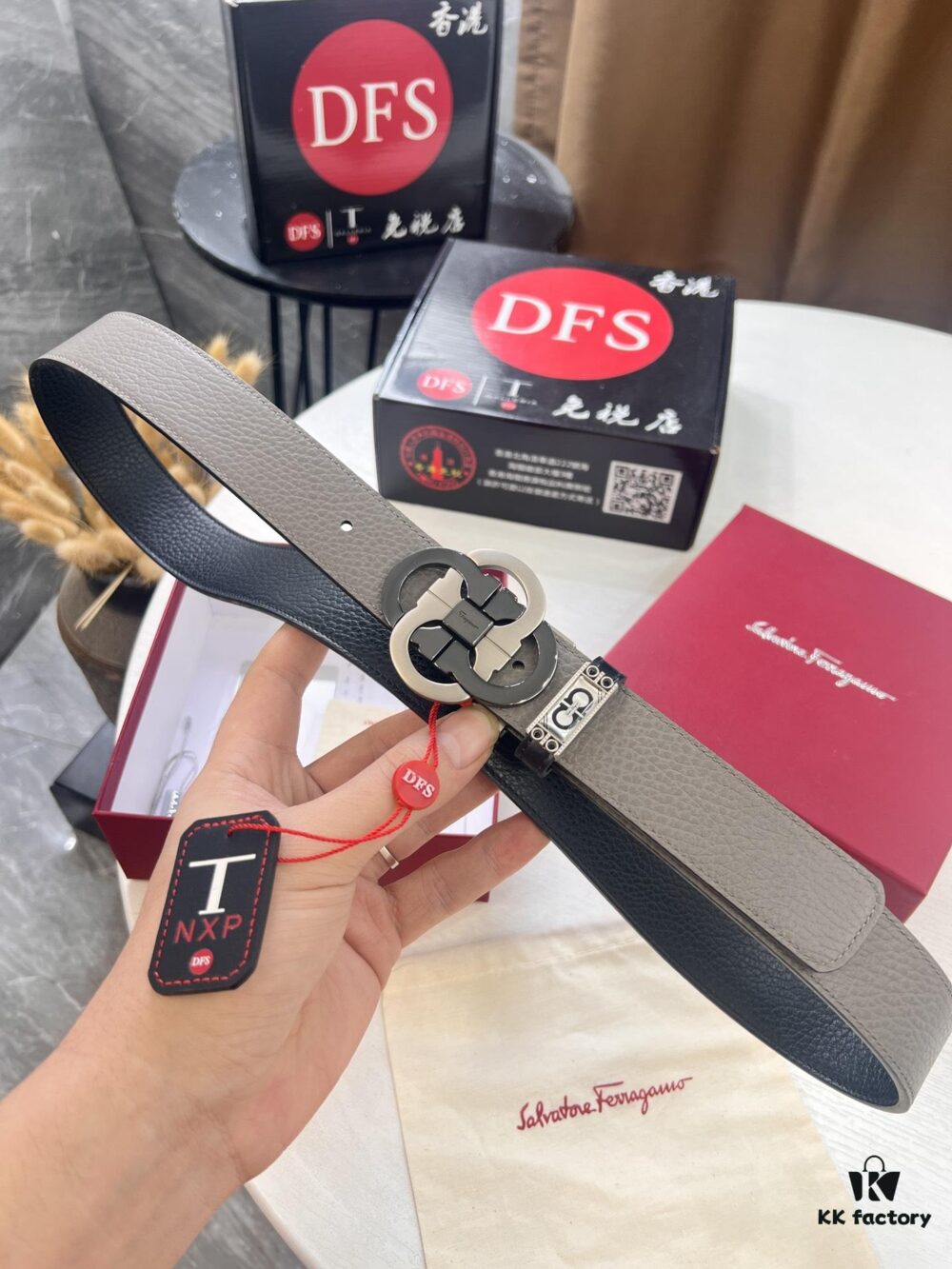 Ferragamo Men's Belt, Genuine First-Layer Calf Leather with Crocodile Texture, Reversible Design, 3.5cm Width, Stainless Steel Hardware, Adjustable Length, Ideal Gift Choice