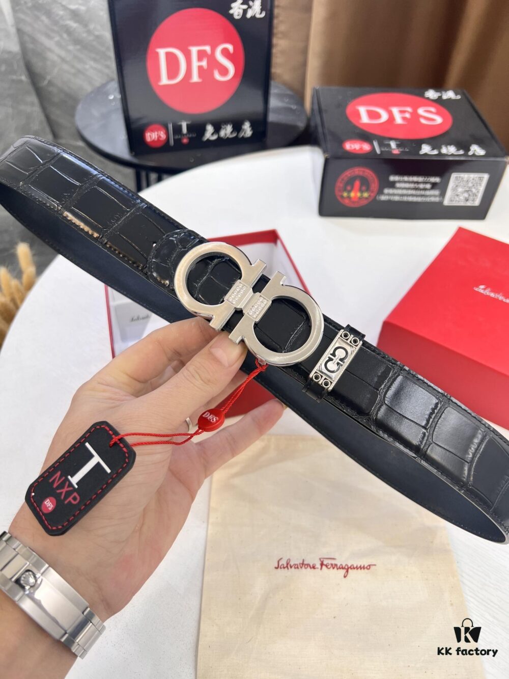 Top-tier Salvatore Ferragamo Belt, Authentic Hong Kong Duty-Free T Gift Box, 8-Shape Genuine Hardware, Full-Grain Crocodile-Texture Calfskin Leather, German-Made Craftsmanship