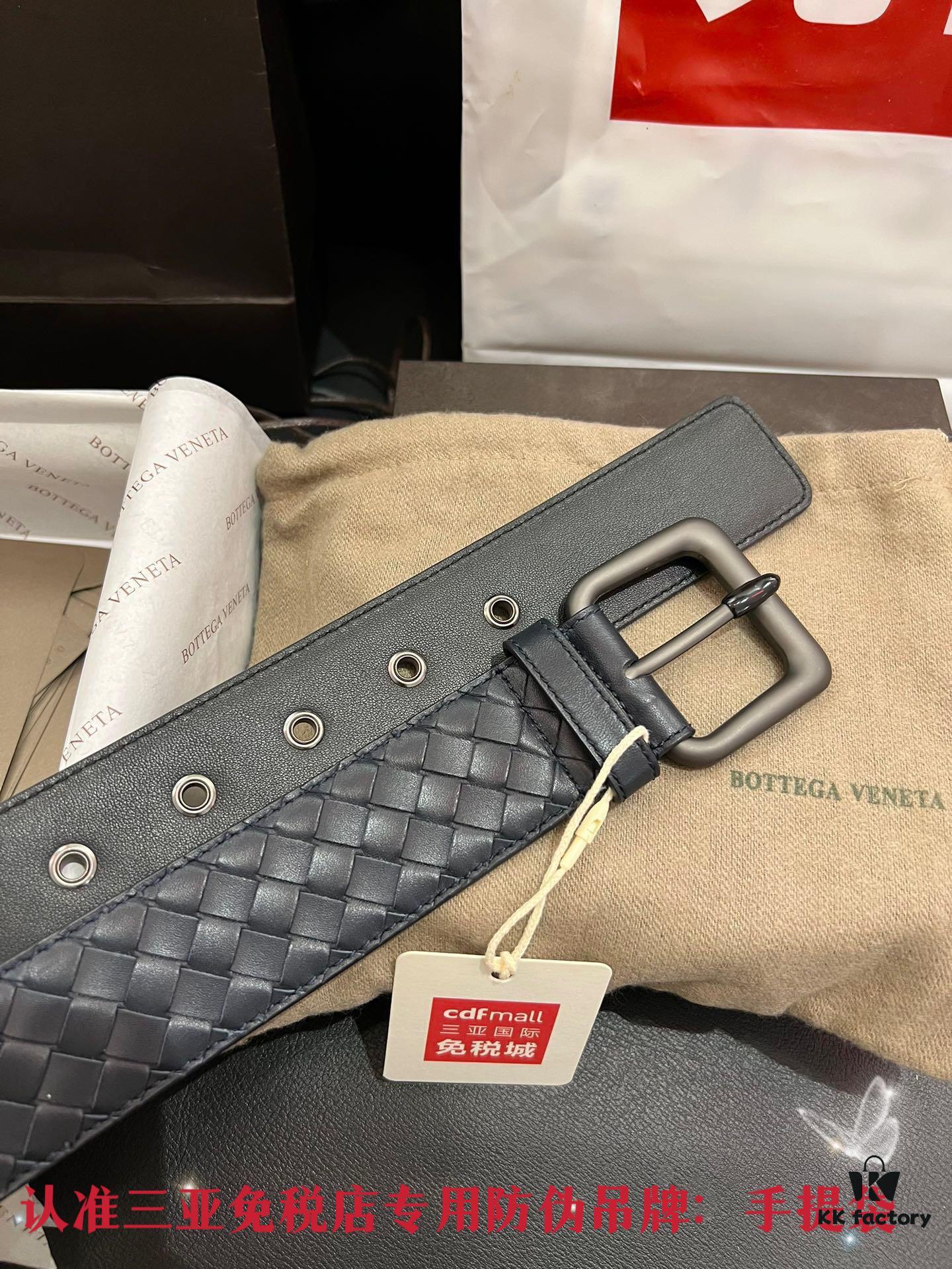Authentic CDF Sanya Tax-Free (Shipped as Pictured) 【Retail Gift Box】Bottega Veneta BV Classic Series, Imported Calfskin, Retail Edition Match, ZP Blue