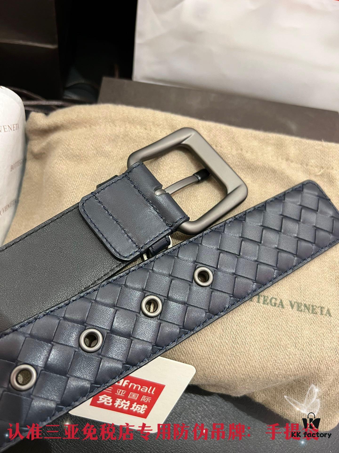 Authentic CDF Sanya Tax-Free (Shipped as Pictured) 【Retail Gift Box】Bottega Veneta BV Classic Series, Imported Calfskin, Retail Edition Match, ZP Blue