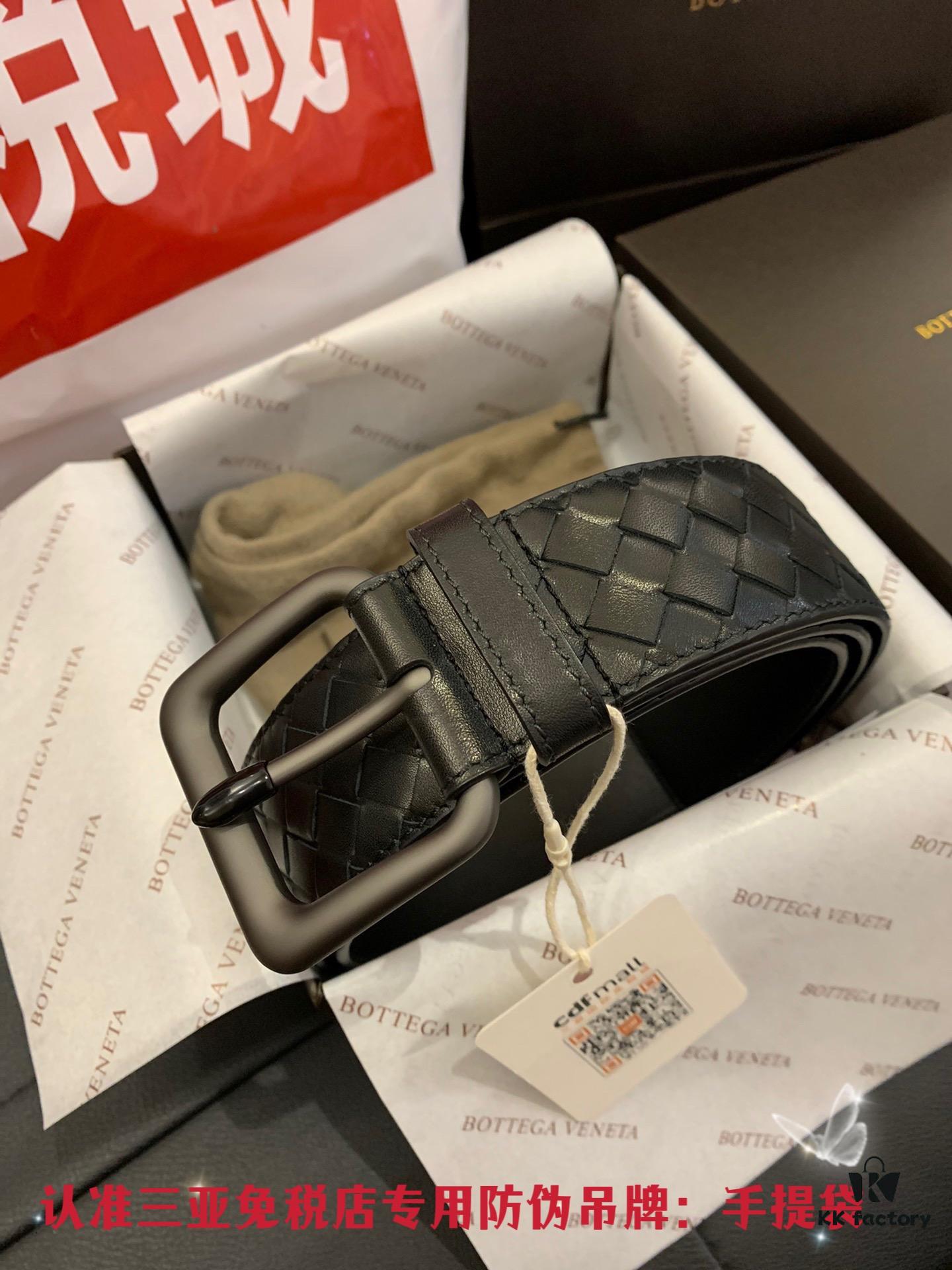 Shipped in Real Shot 🌎 CDF Sanya Tax-Free Genuine Product Level [Retail Gift Box] Bottega Veneta 4.0 Width Original Factory Quality Black Veal Leather