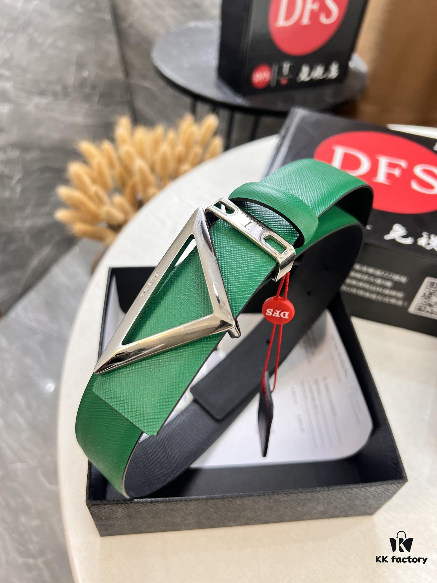 Prada-Inspired V, Hong Kong Duty-Free Gift Box (NXP RFID Tag with Official Website Verification, Authentic Anti-Counterfeit Chip)