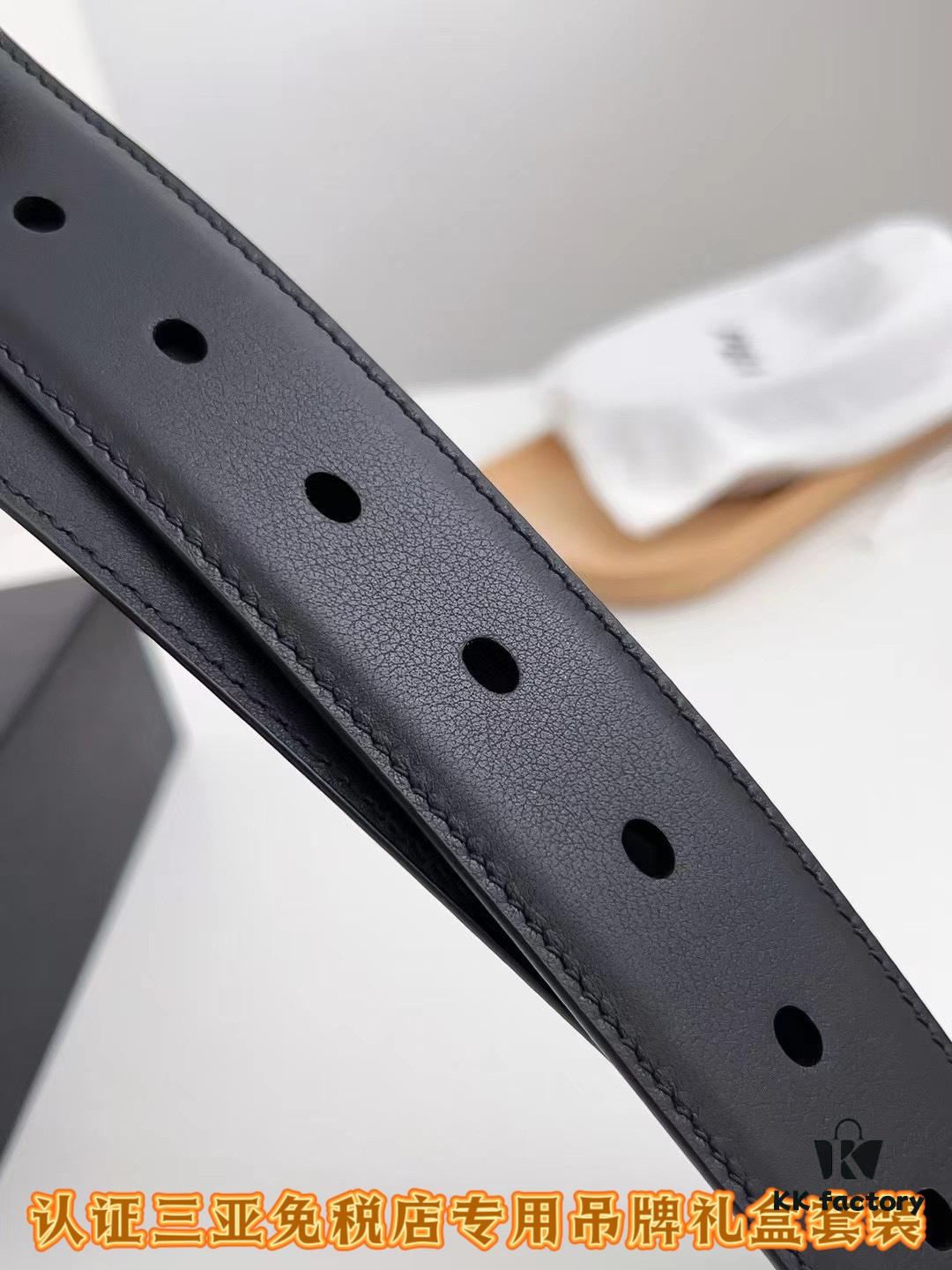 Sanya Tax-Free Genuine Latest Packaging Gift Box: Prada Original Order Item, Width 3.5cm