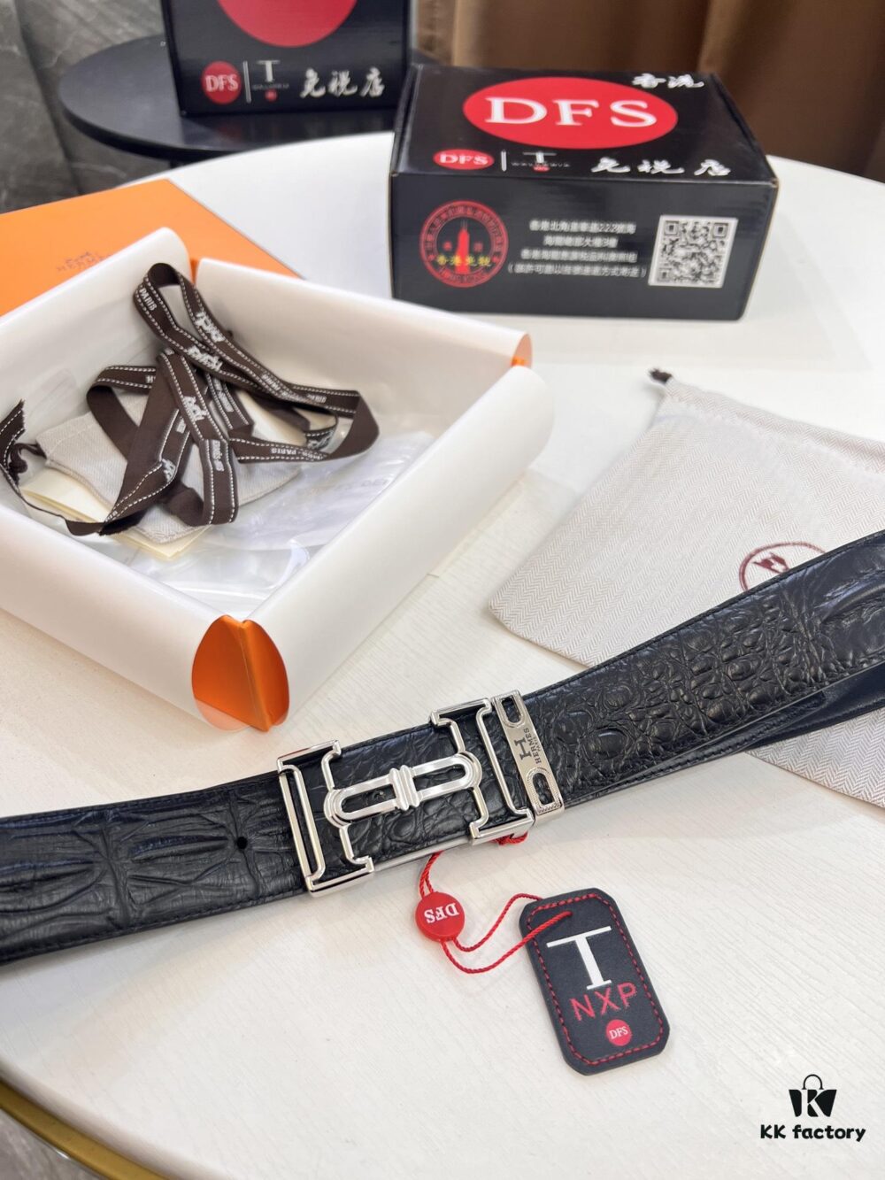 Top-Grade Genuine Belt, Hong Kong Duty-Free T Gift Box (NXP Tag with Authenticity Chip Recognizable on Official Website)