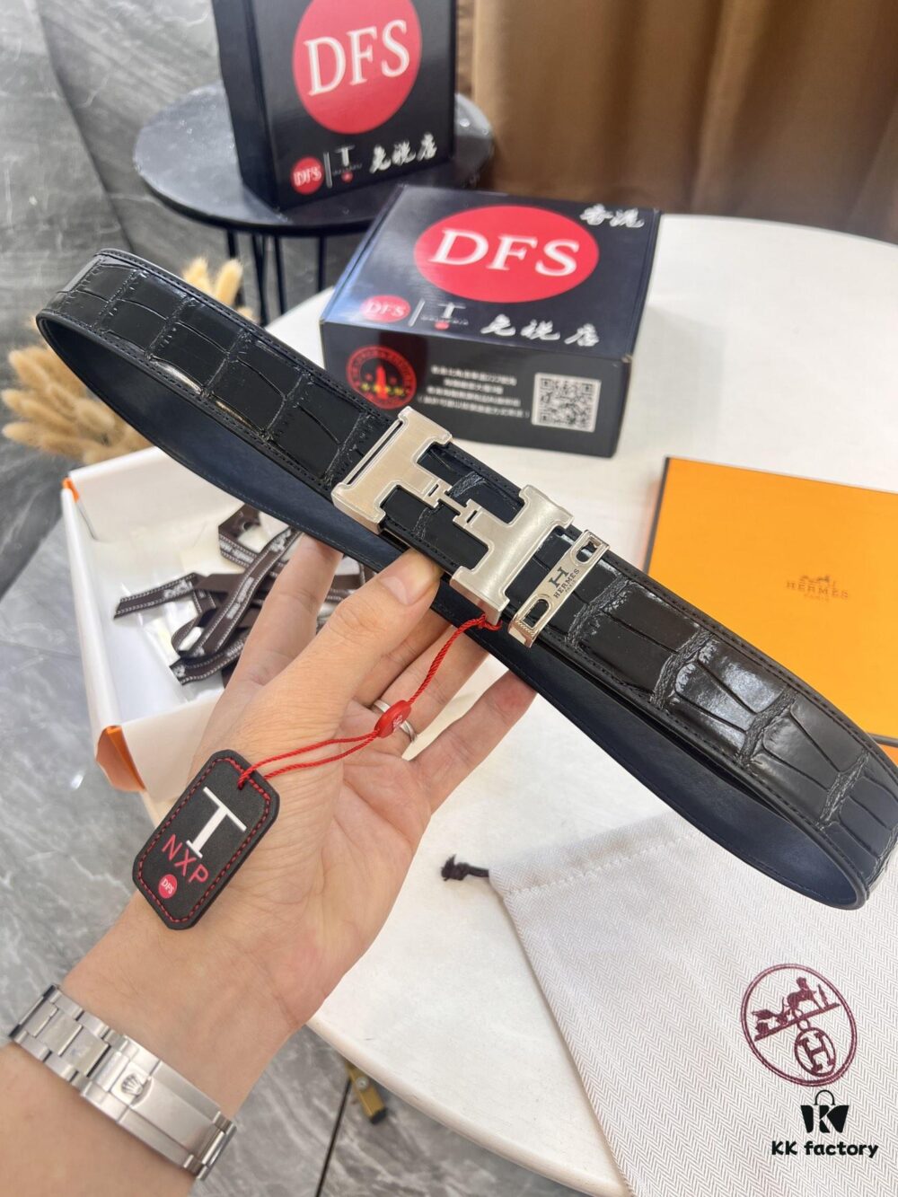 Top-Grade Original Belt, Hong Kong Duty-Free T Gift Box (NXP Tag with Anti-Counterfeit Chip Recognizable on Official Website)