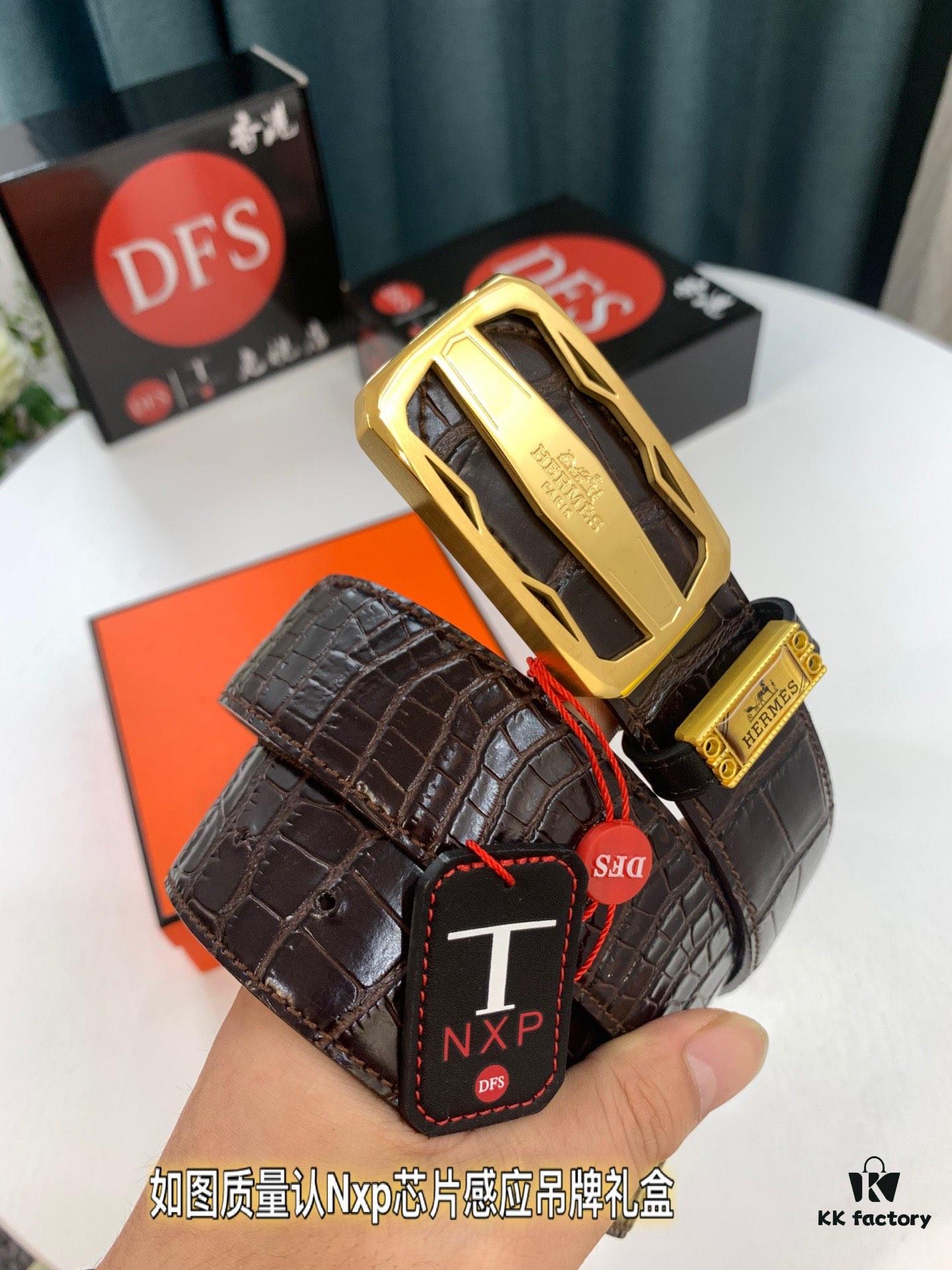 Arrival 🎺🎺 Real Item Shot, Hermes Men's Belt, Letter Inside Buckle, ZP Synchronized Steel Stamp Logo, Imported Crocodile Texture Full-Grain Leather, Soft Touch, Fashion Brand 3.8cm Available on Official Website, Top Quality Supports Authentication, Quality as Shown, Recognize Duty-Free Store Packaging with NXP Chip RFID Entry to Official Website