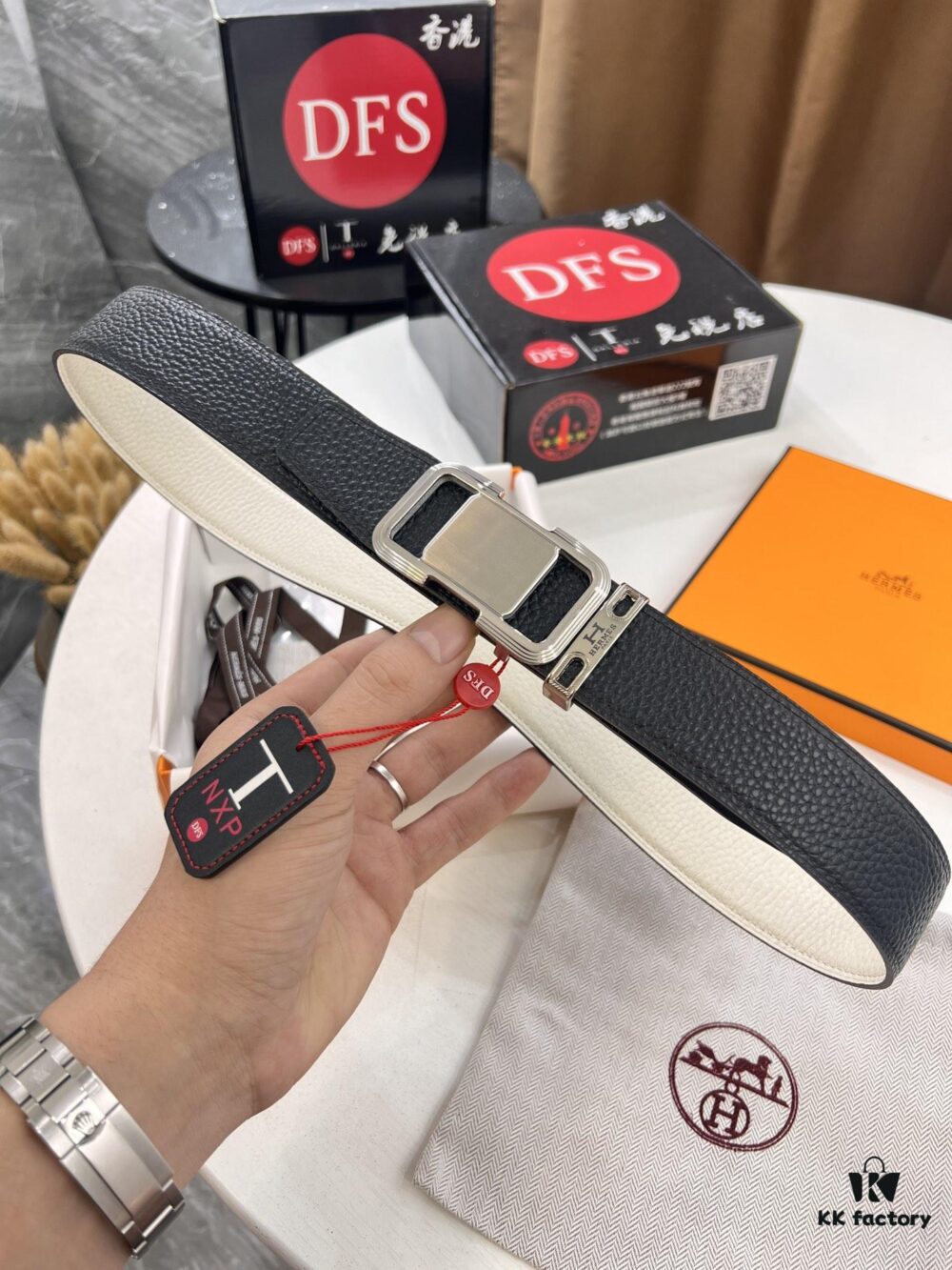 Hermès H Belt, ZP Molded Stainless Steel Hardware with Electroplated Pattern, Full-Grain Calfskin Leather, Reversible Design, 3.8cm Width