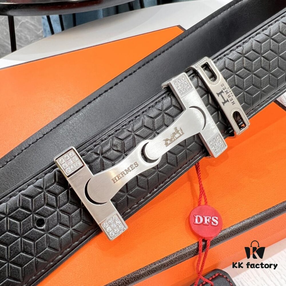 Hermès (Men's) Belt, Genuine Top-Layer Cowhide with Diamond-Paved Letters, Stainless Steel Hardware, 3.8cm Width
