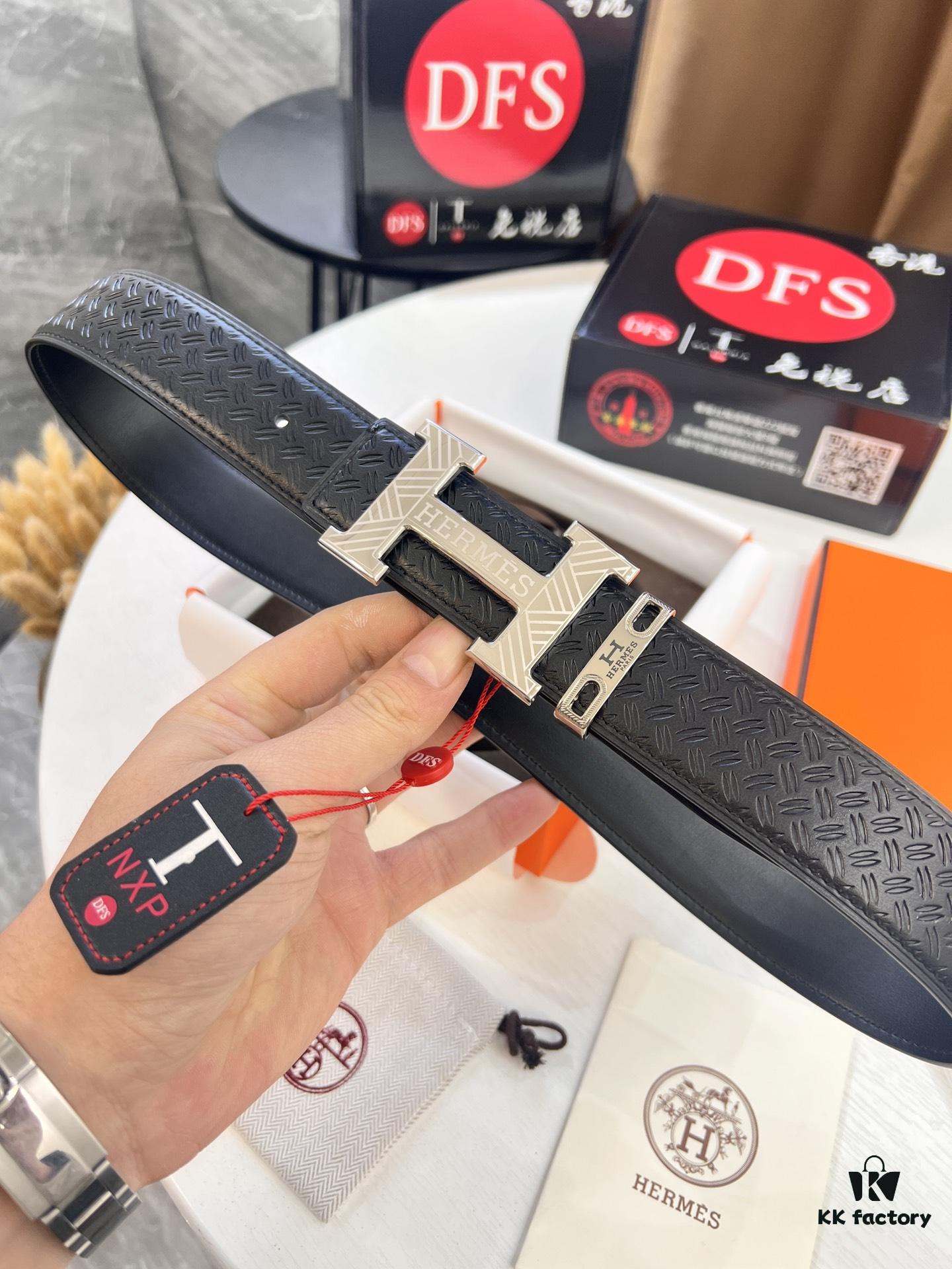 Hermès Men's Belt, Top Grain Calfskin Leather with Engraved H Logo Buckle, 3.8cm Width, Adjustable Length, Sterling Silver Hardware, Ideal Gift