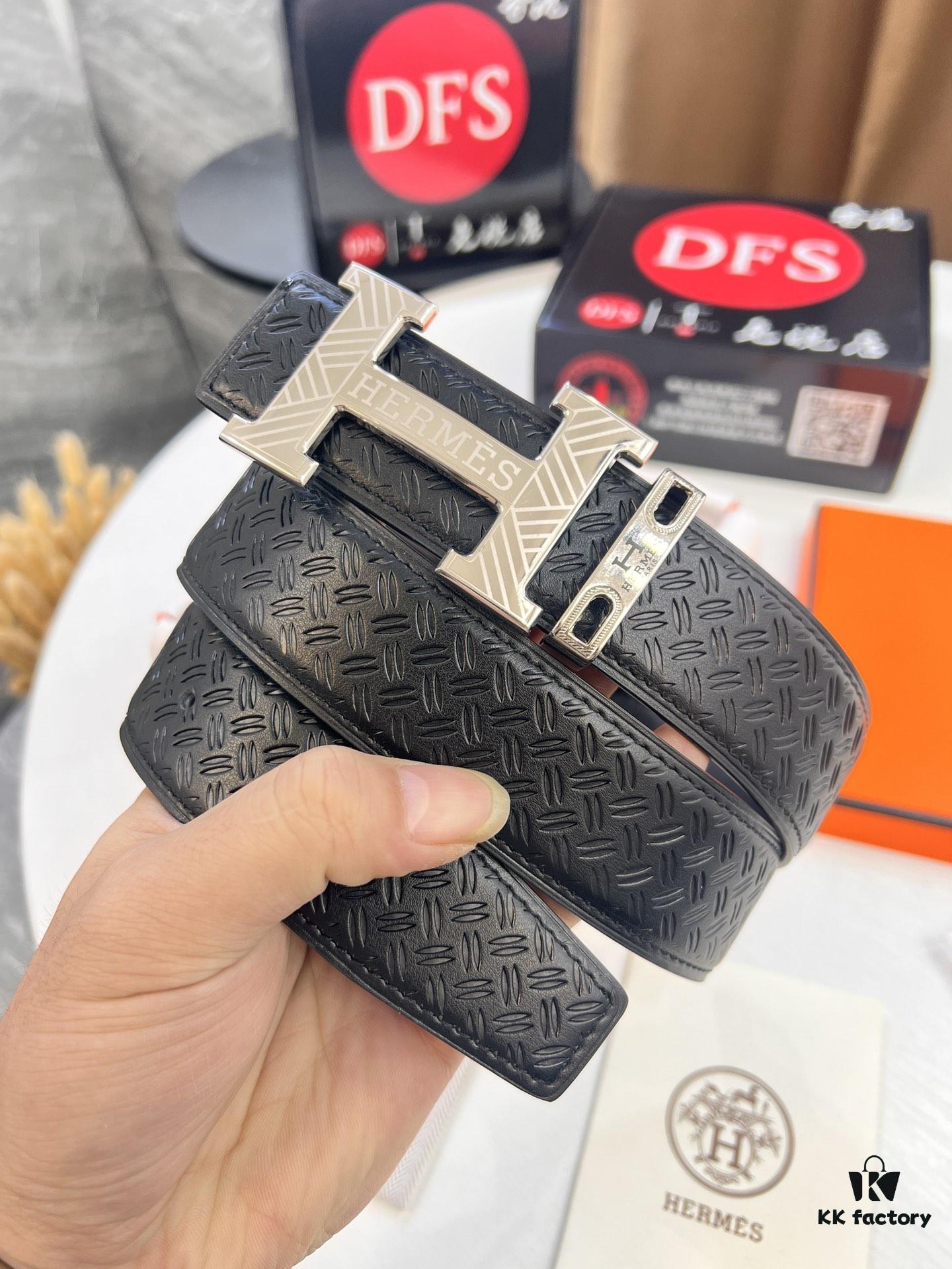 Hermès Men's Belt, Top Grain Calfskin Leather with Engraved H Logo Buckle, 3.8cm Width, Adjustable Length, Sterling Silver Hardware, Ideal Gift