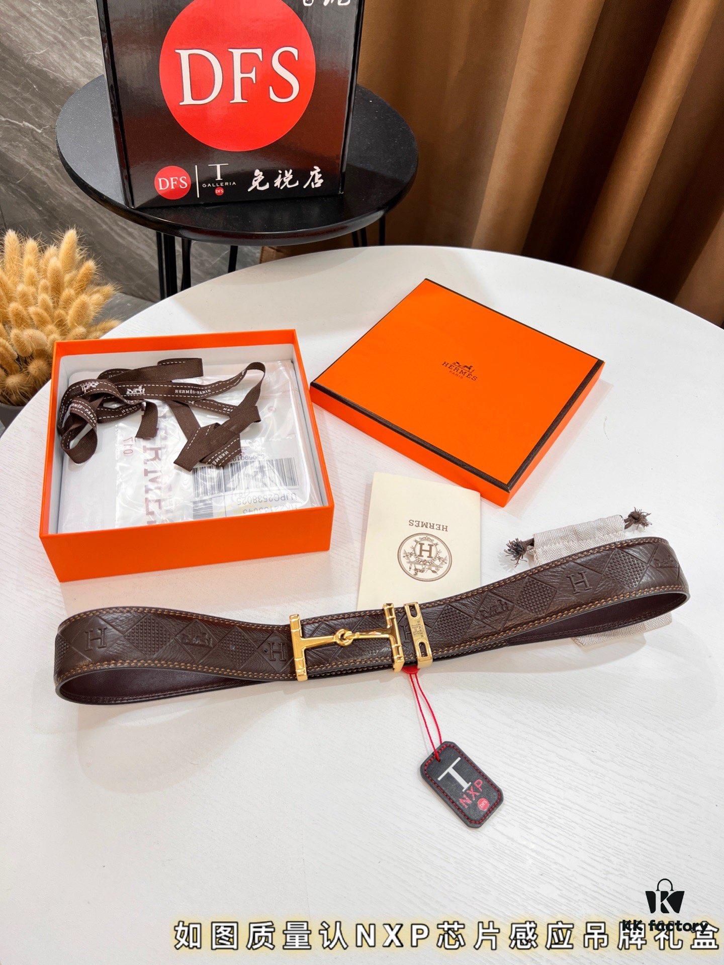 Hermès Men's Belt, Genuine Top-Layer Calfskin with Engraved Horse Carriage Embossing, 3.8cm Width, Stainless Steel Buckle, Adjustable Length