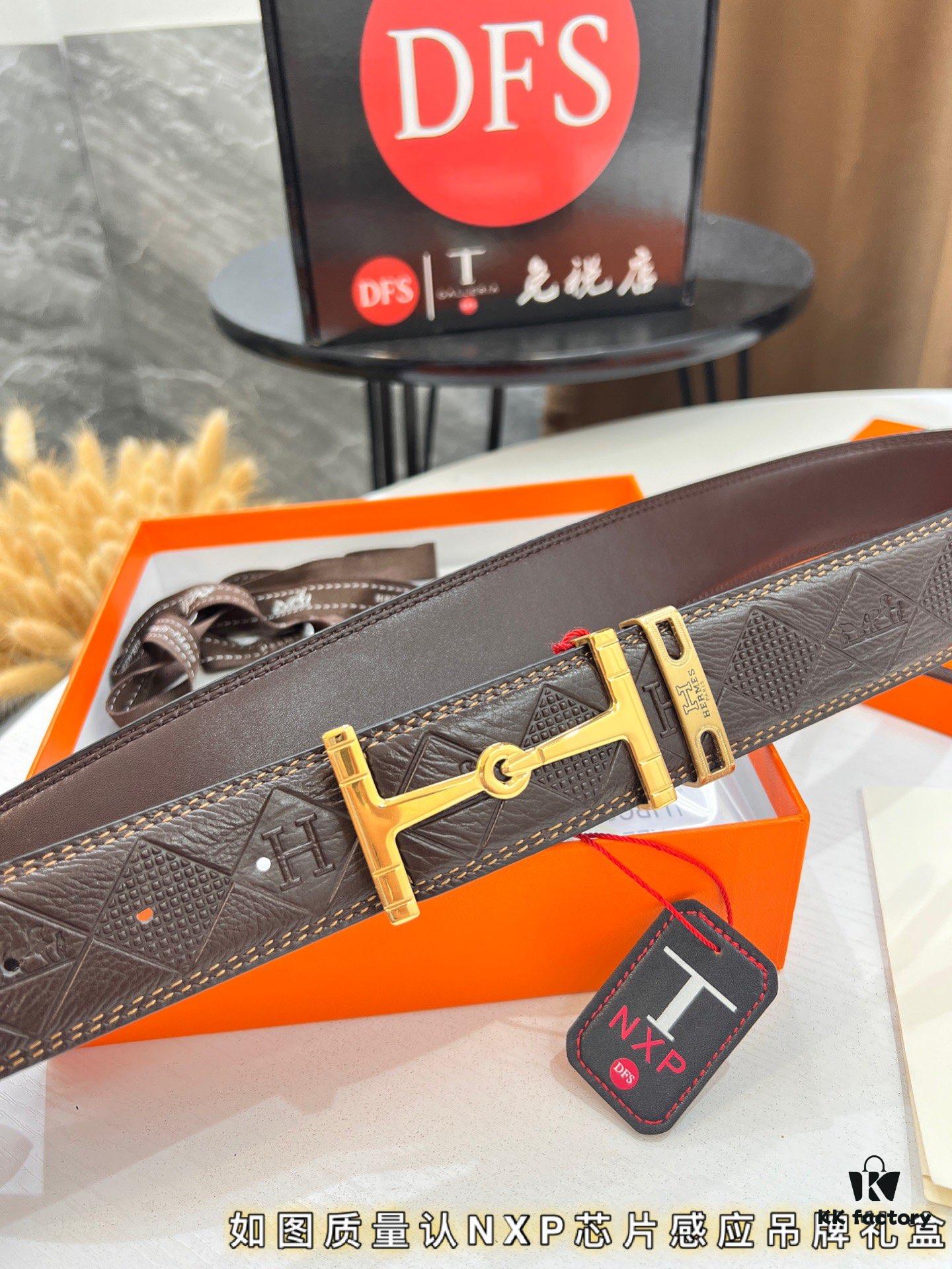 Hermès Men's Belt, Genuine Top-Layer Calfskin with Engraved Horse Carriage Embossing, 3.8cm Width, Stainless Steel Buckle, Adjustable Length