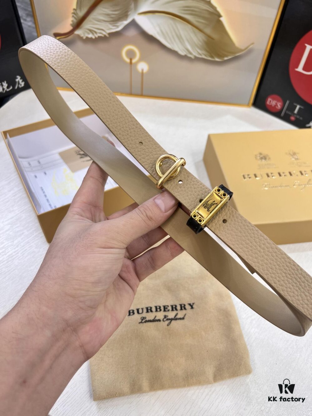 Burberry Equestrian Women's Leather Belt, Top-Quality Full-Grain Calfskin with Steel Buckle, 2.0cm Width, Fashionable and Soft to Touch