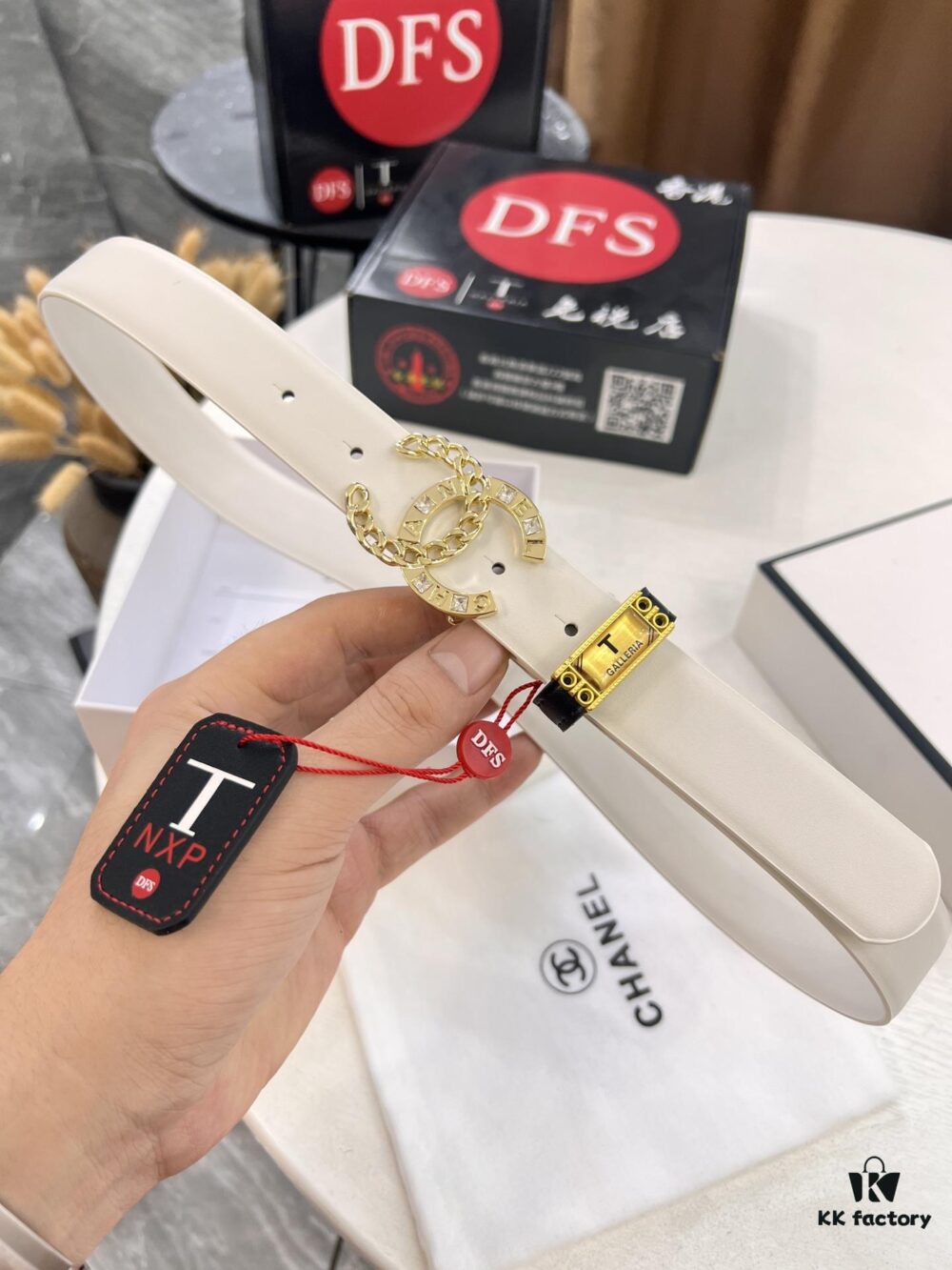 Chanel-style Women's Bag, Hong Kong Duty-Free T Gift Box (NXP RFID Tag with Official Website Verification, Authentic Anti-Counterfeit Chip)