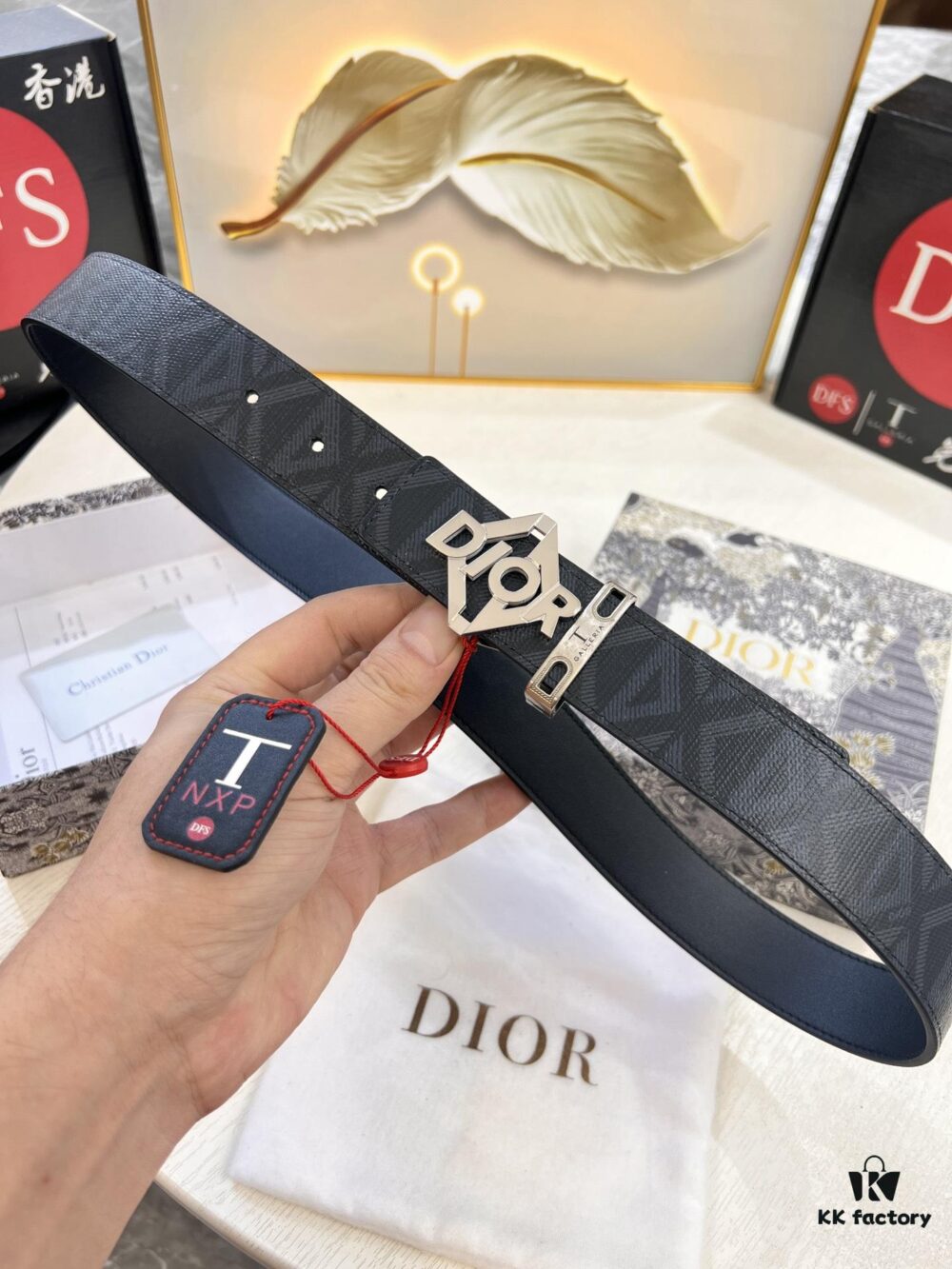 Dior D Belt, Hong Kong Duty-Free Gift Box 🎁 (NXP Tag with Anti-Counterfeit Chip, Verifiable on Official Website)