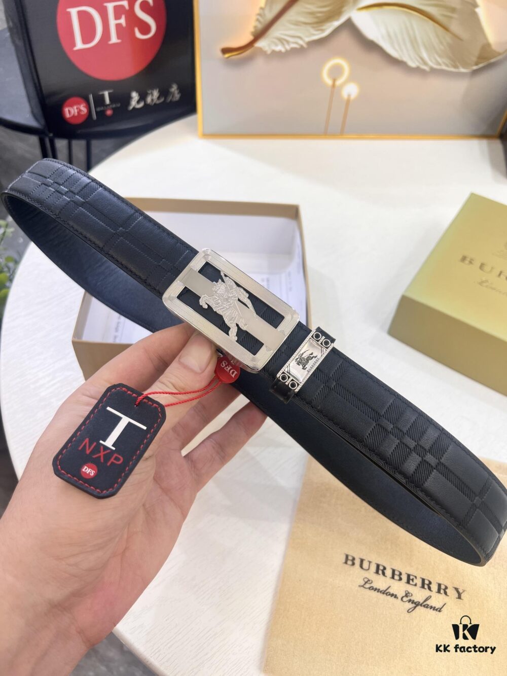 Burberry Automatic Buckle Belt, Genuine Top-Layer Calfskin, 3.5cm Width, Polished Stainless Steel Hardware, Slide-Adjustment Design