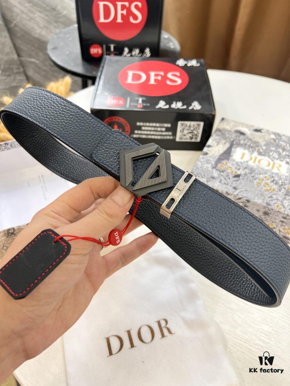Dior D Belt, Hong Kong Duty-Free Gift Box 🎁 (NXP Tag with Anti-Counterfeit Chip, Official Website Verifiable)