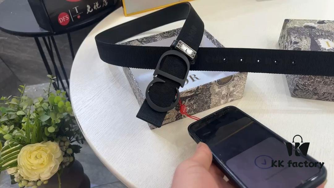 Dior Unisex Series, Imported Plain Embossed Double-Sided Belt, Genuine Leather, Authentic Match, Factory Original Leather