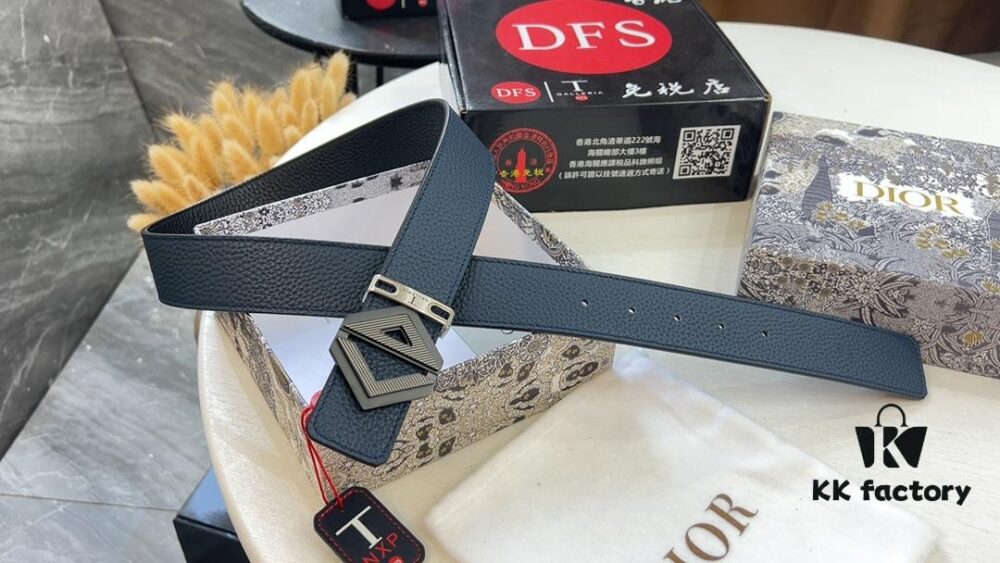 Dior Unisex Series, Imported Crispy Embossed Double-Sided Use, Genuine Leather from Original Factory