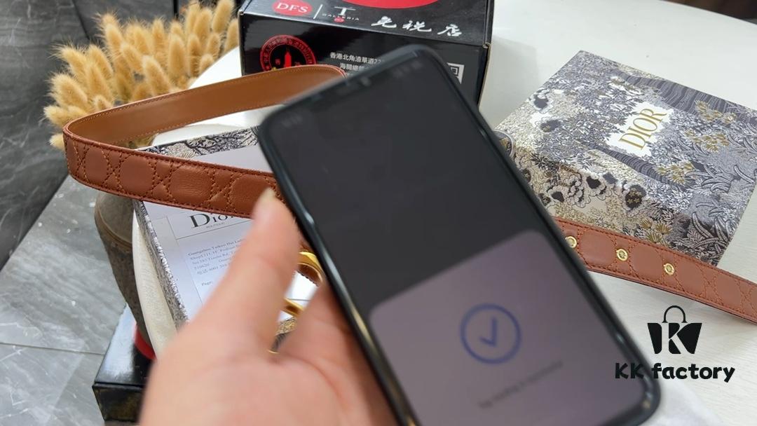 Polished Hardware Series. High-Ion Plating for Fade Resistance: Dior Women's Leather, Imported Genuine Original Leather