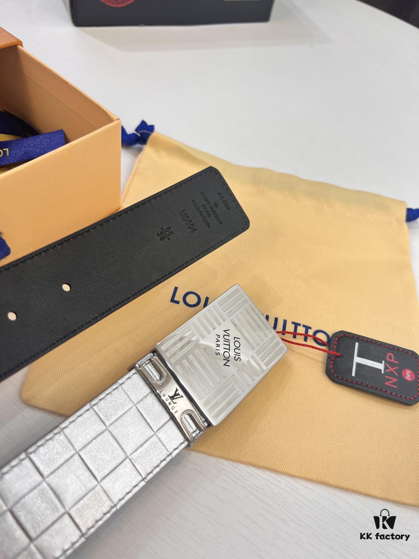 Top-Tier Louis Vuitton LV Men's Leather Belt, 3.8cm Width, Imported South African Cowhide with Grid Texture, Full-Grain Leather, Stainless Steel Buckle, Duty-Free Authenticity Verified